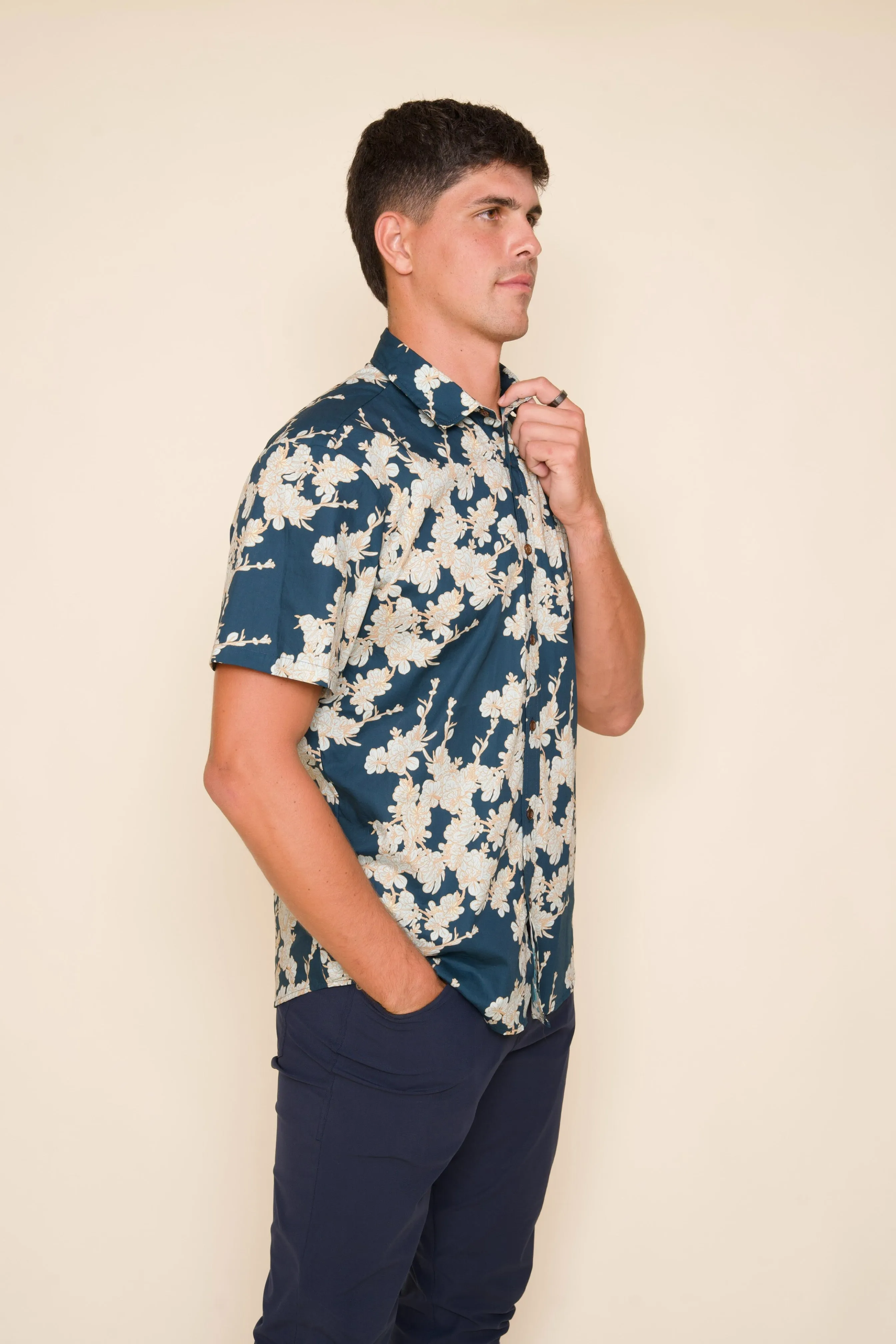 Dwarf Naupaka Navy Tailored Aloha Shirt