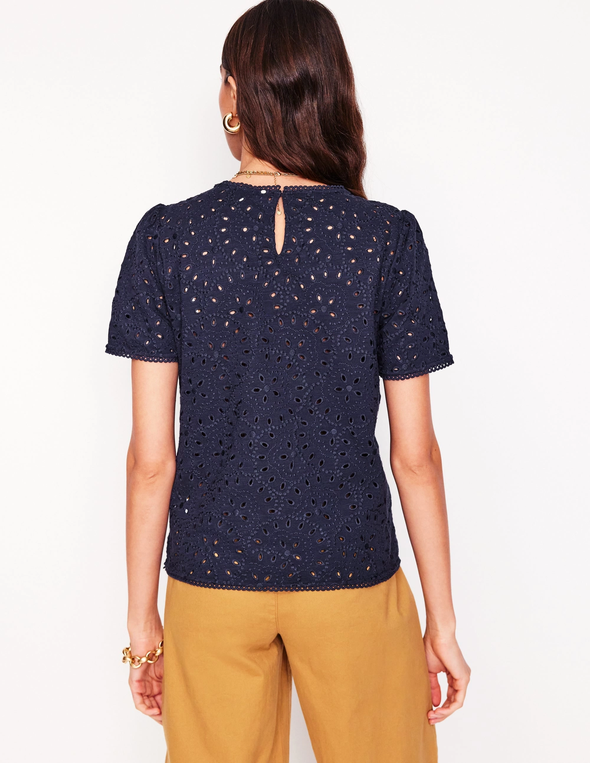 Edi Embroidered Top-Navy Breathable Mesh Back Sporty T-shirt