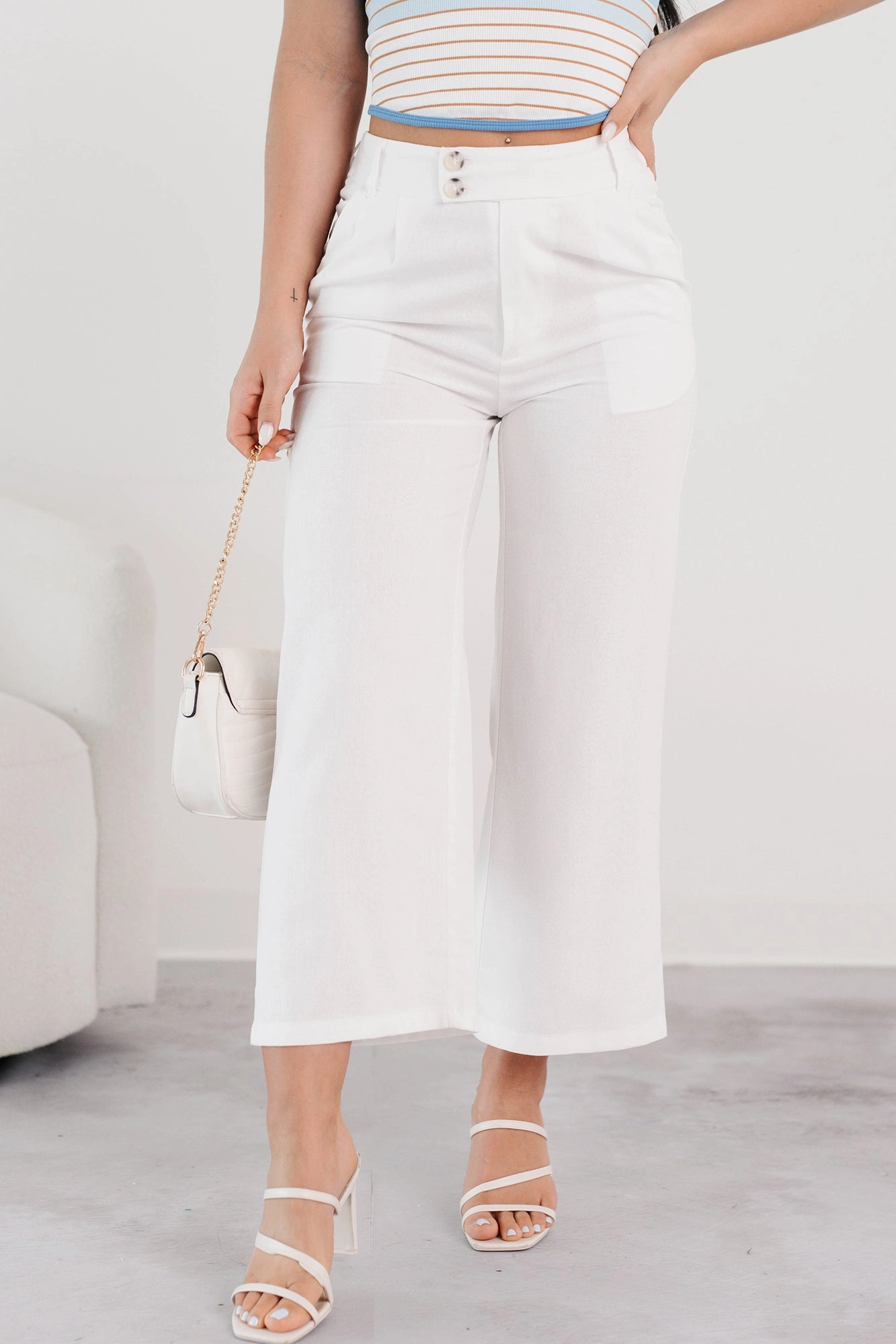 Casual Active Wear Put-together Poise Linen Cropped Pants (White)