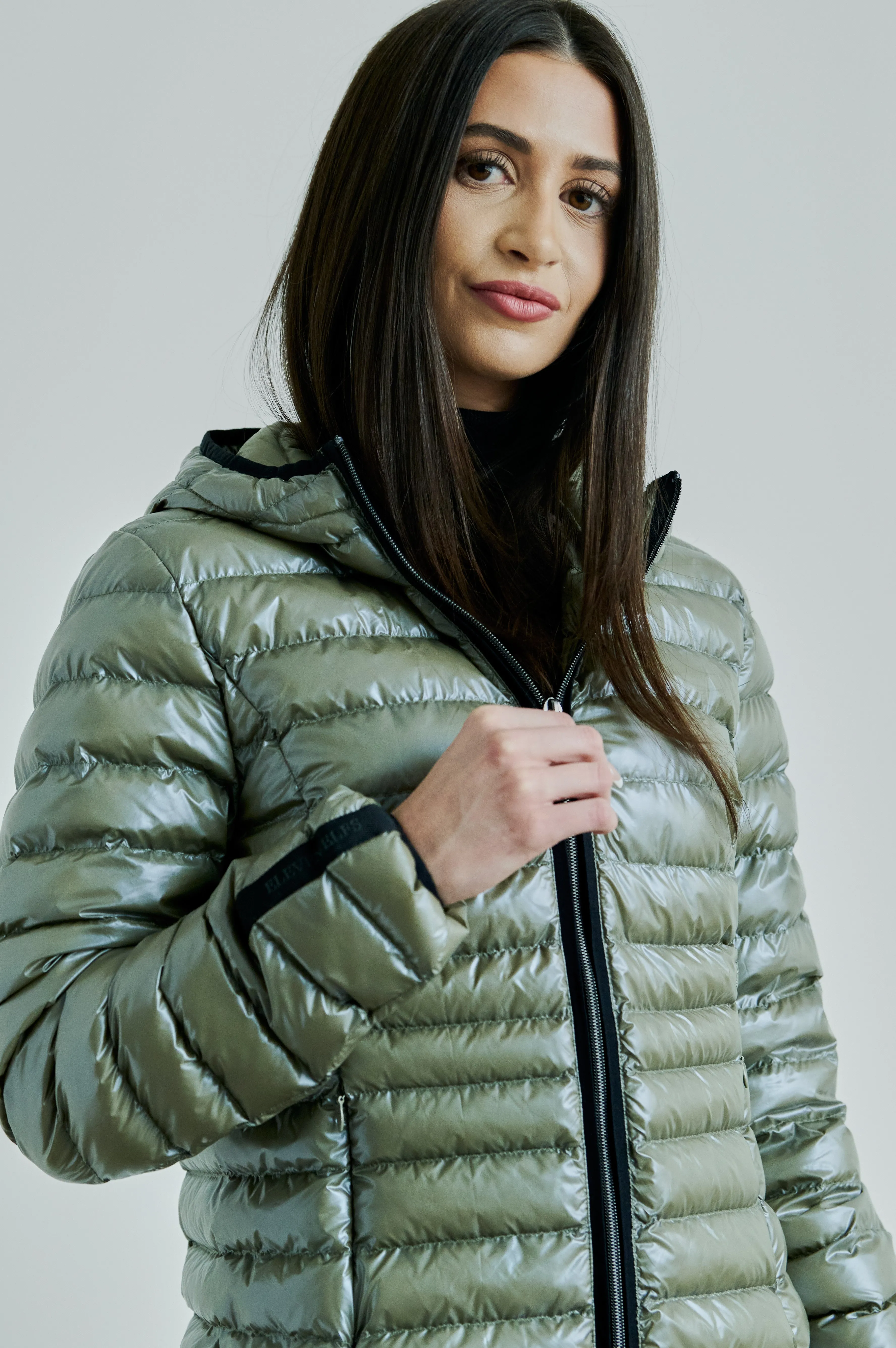 Elfy Vegan Down Short Jacket | Olive