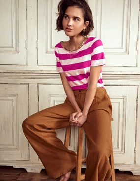 Ella Short Sleeve Breton-Ivory, Festival Fuchsia Ventilated Side Panels