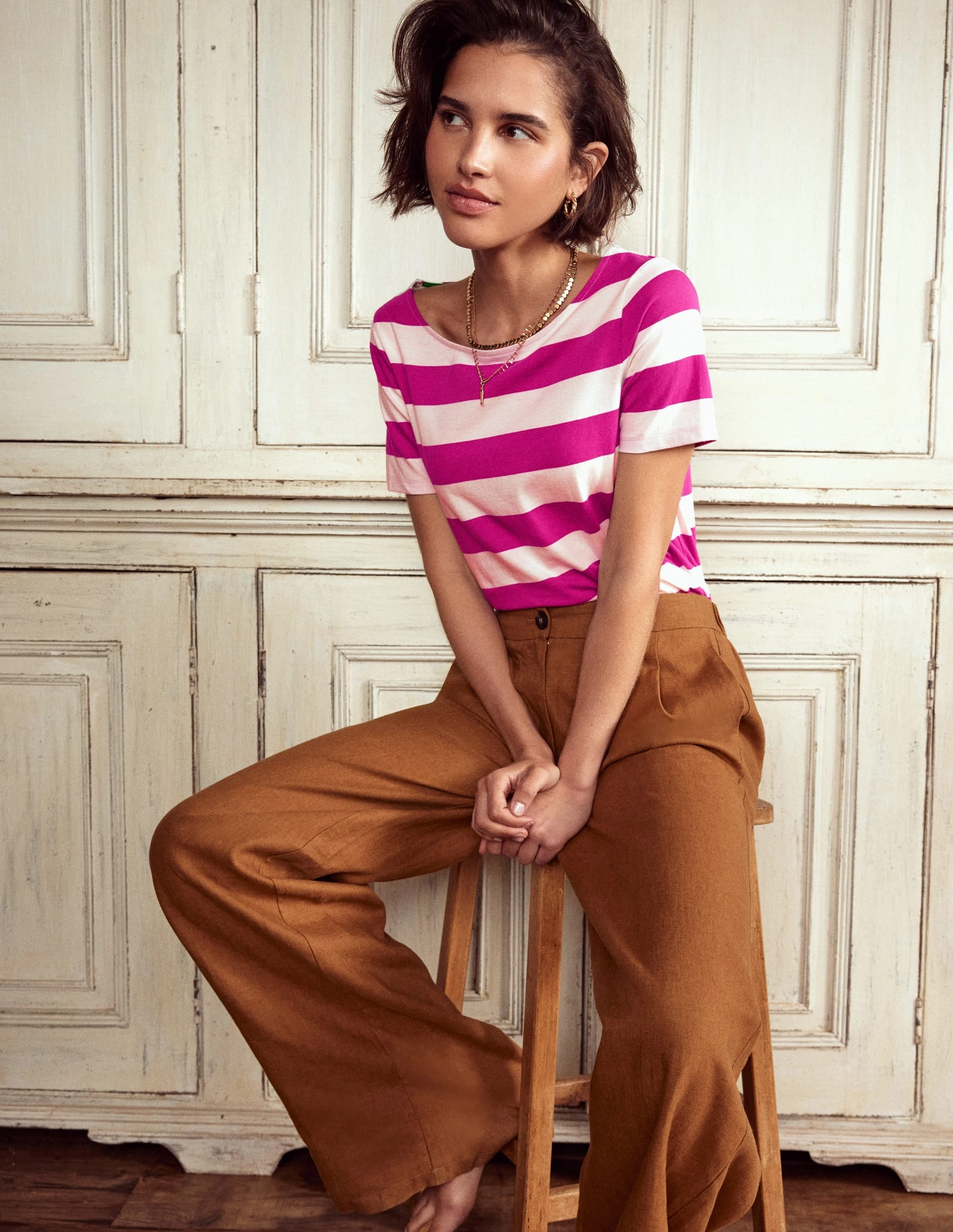 Ella Short Sleeve Breton-Ivory, Festival Fuchsia Ventilated Side Panels