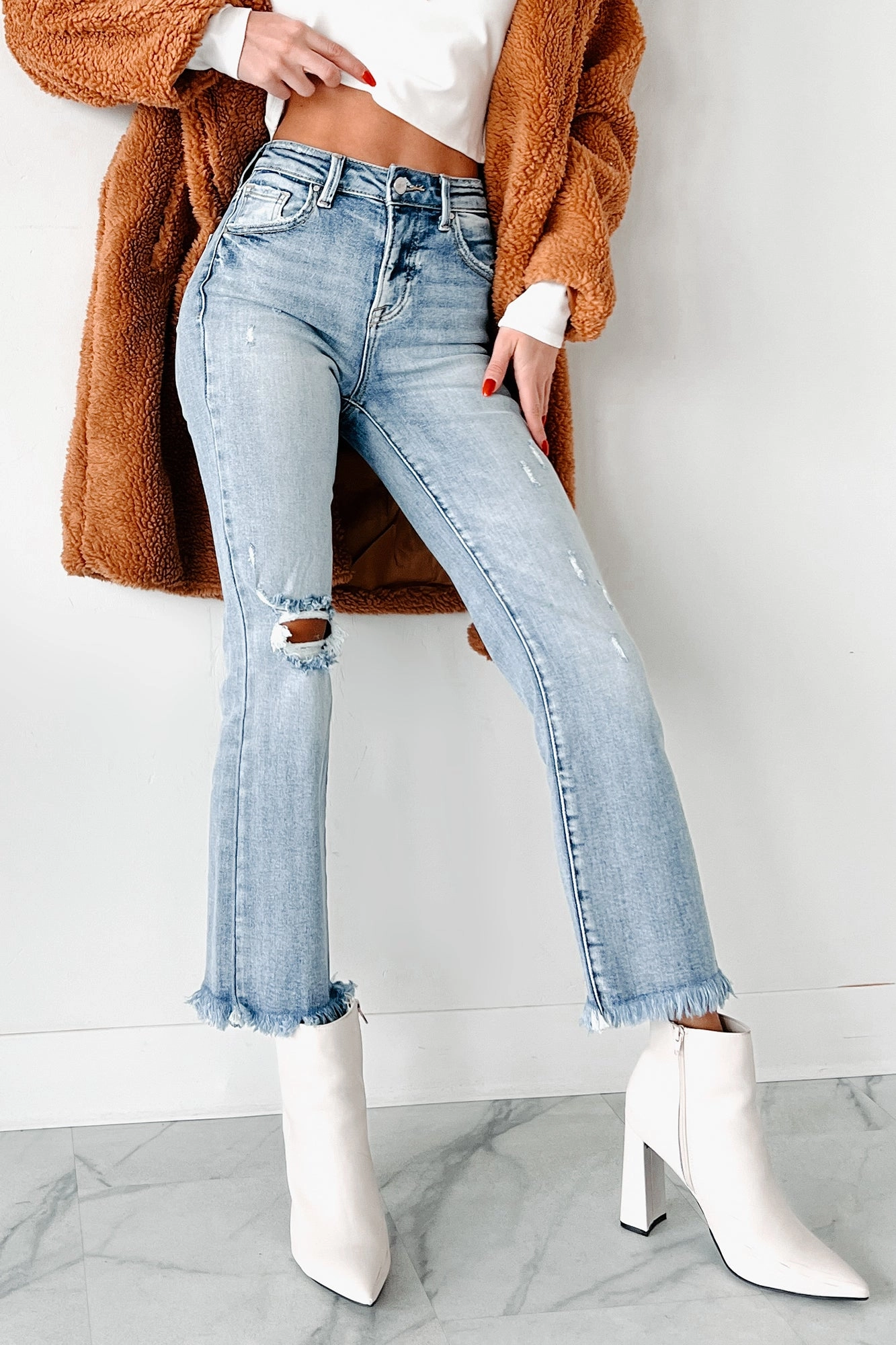 Eloise High Rise Distressed Crop Flare Risen Jeans (Medium) Contrast Stitch Detail Sweat Absorbing Lining