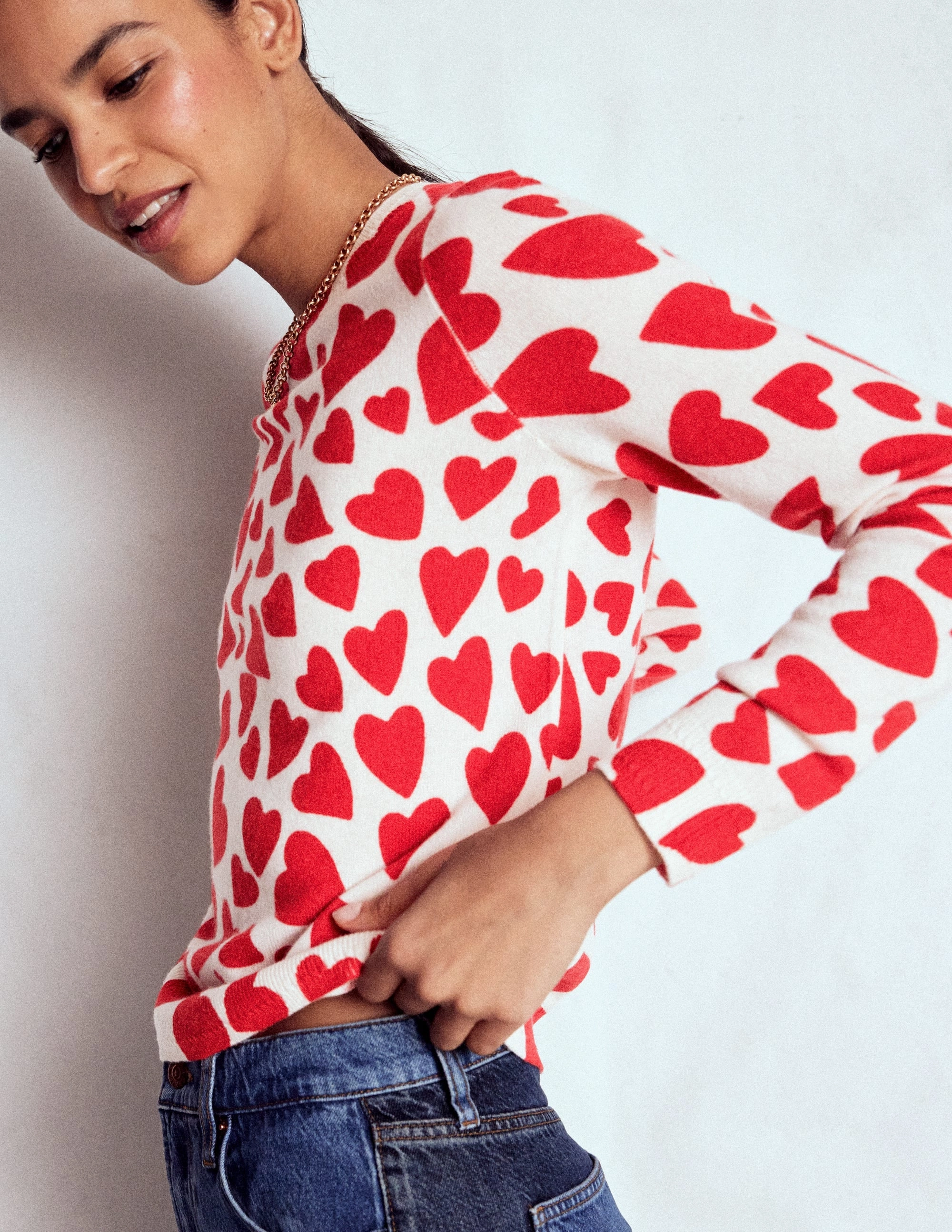 Flexible Edging Eva Cashmere Crew Neck Jumper-Ivory, Heart Cluster