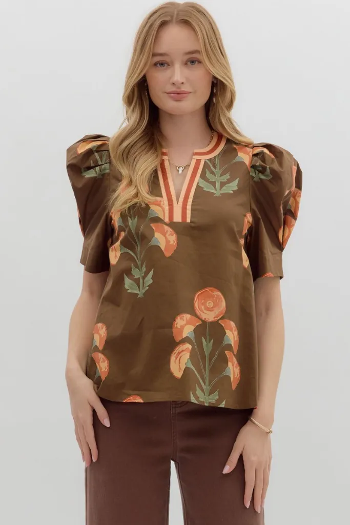 Everleigh Floral Top in Brown Sweat Absorbent Inner Layer