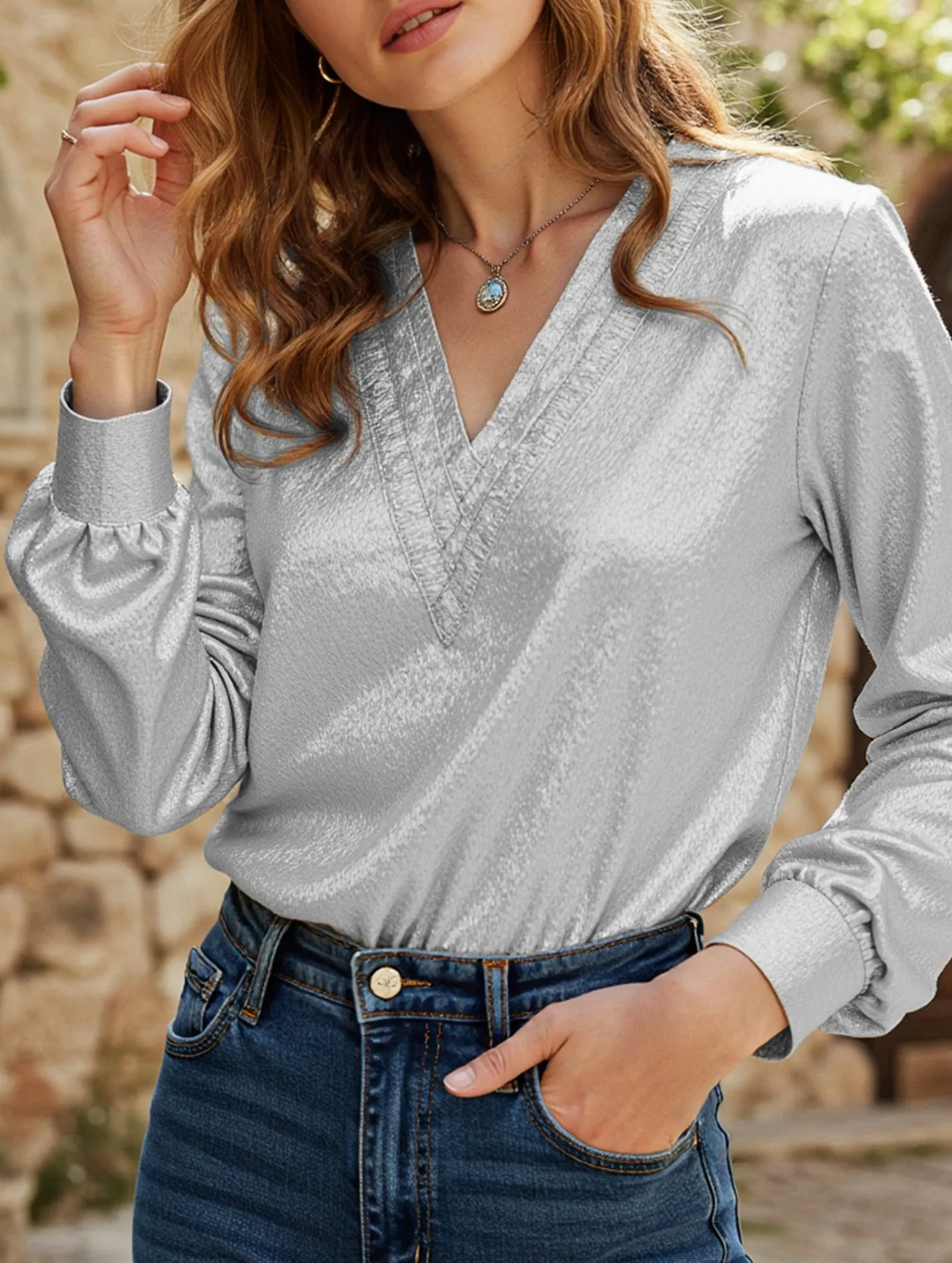 Fashion V-neck casual long-sleeved shirt Breathable mesh Flexible Cuffs