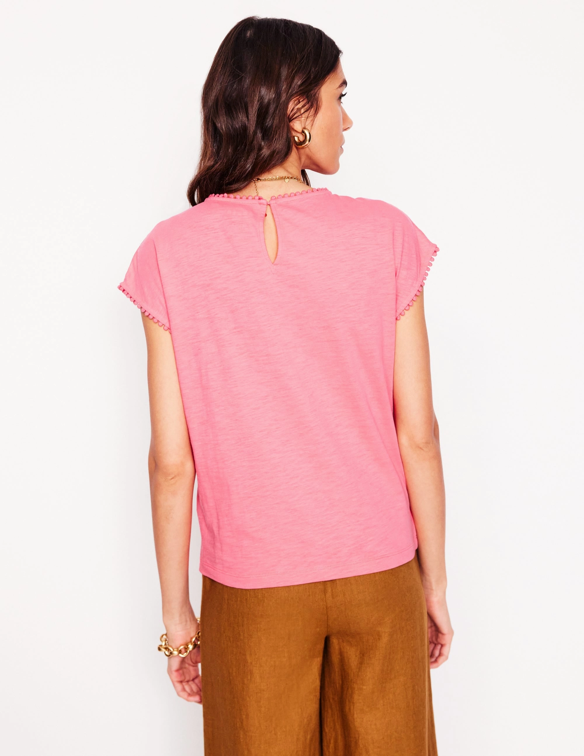 Anya Broderie T-shirt-Azalea Pink BreathableBackVents Anti Pill Surface