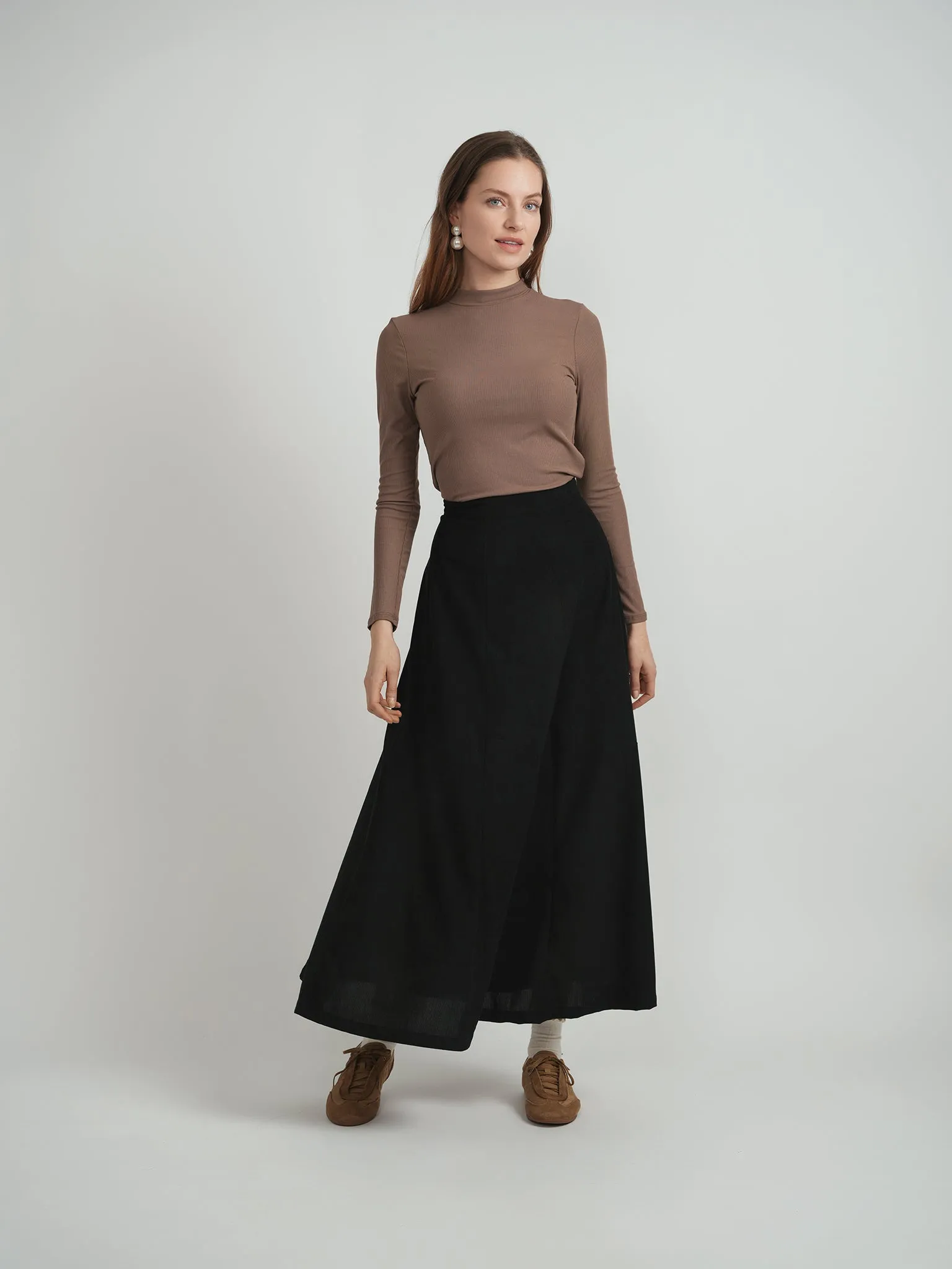 Faves Black Corduroy Maxi Trumpet Skirt WB5CM1707SL Erasable Crease Secure Closure