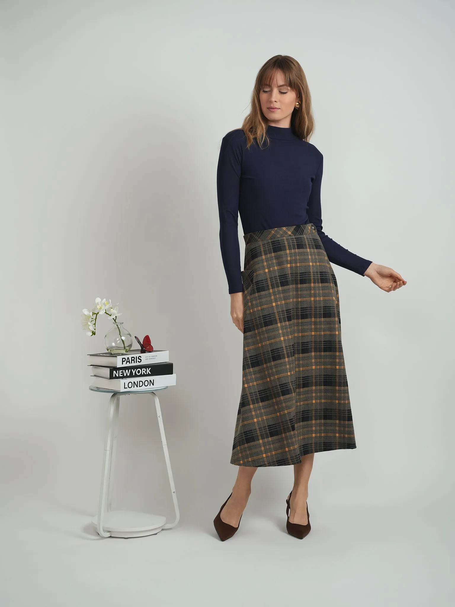 Resort Vacation Faves Olive Plaid Corduroy Pocket Skirt WB5CM1667SM