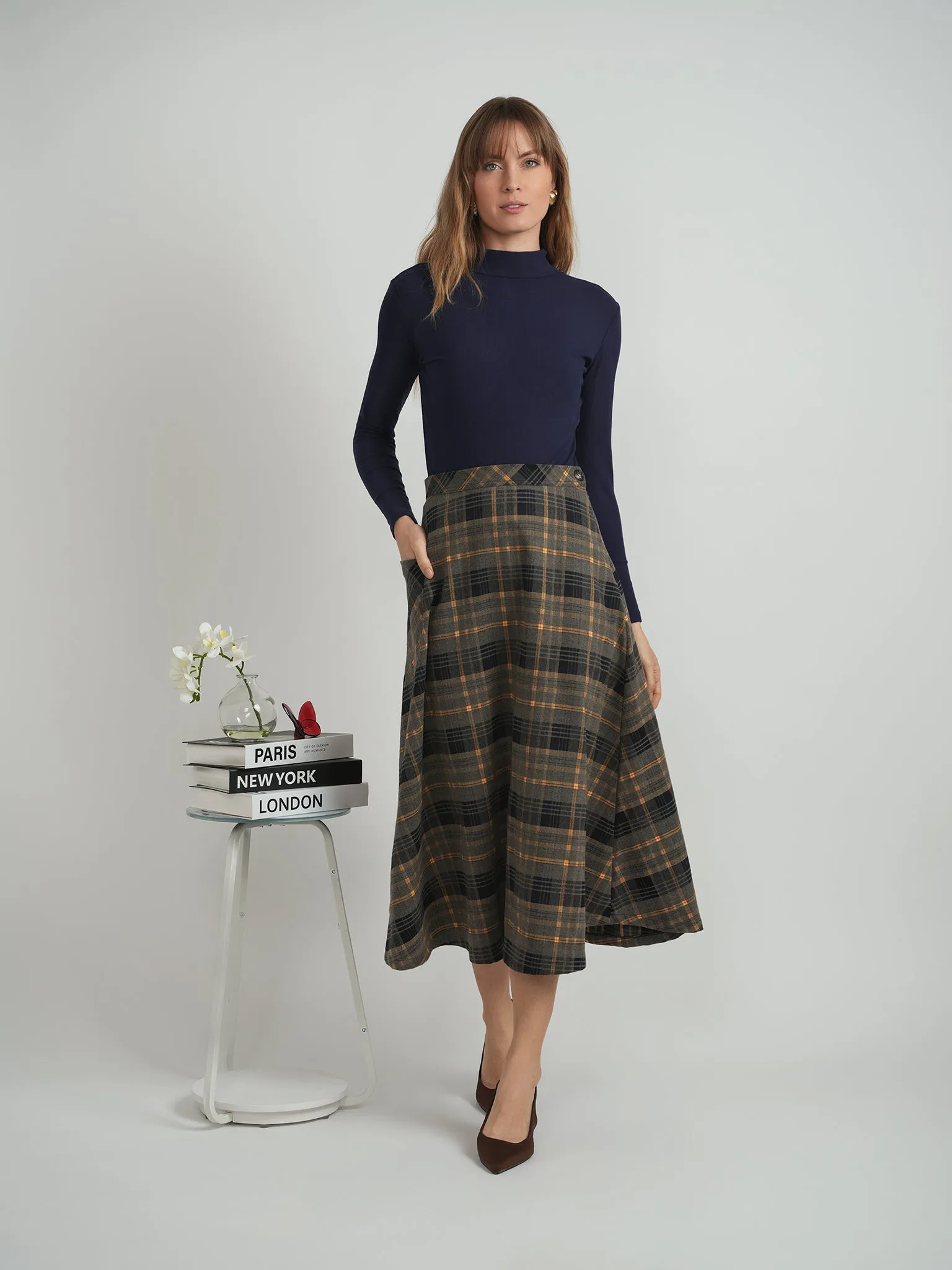 Faves Olive Plaid Corduroy Pocket Skirt WB5CM1667SM Earth Tones
