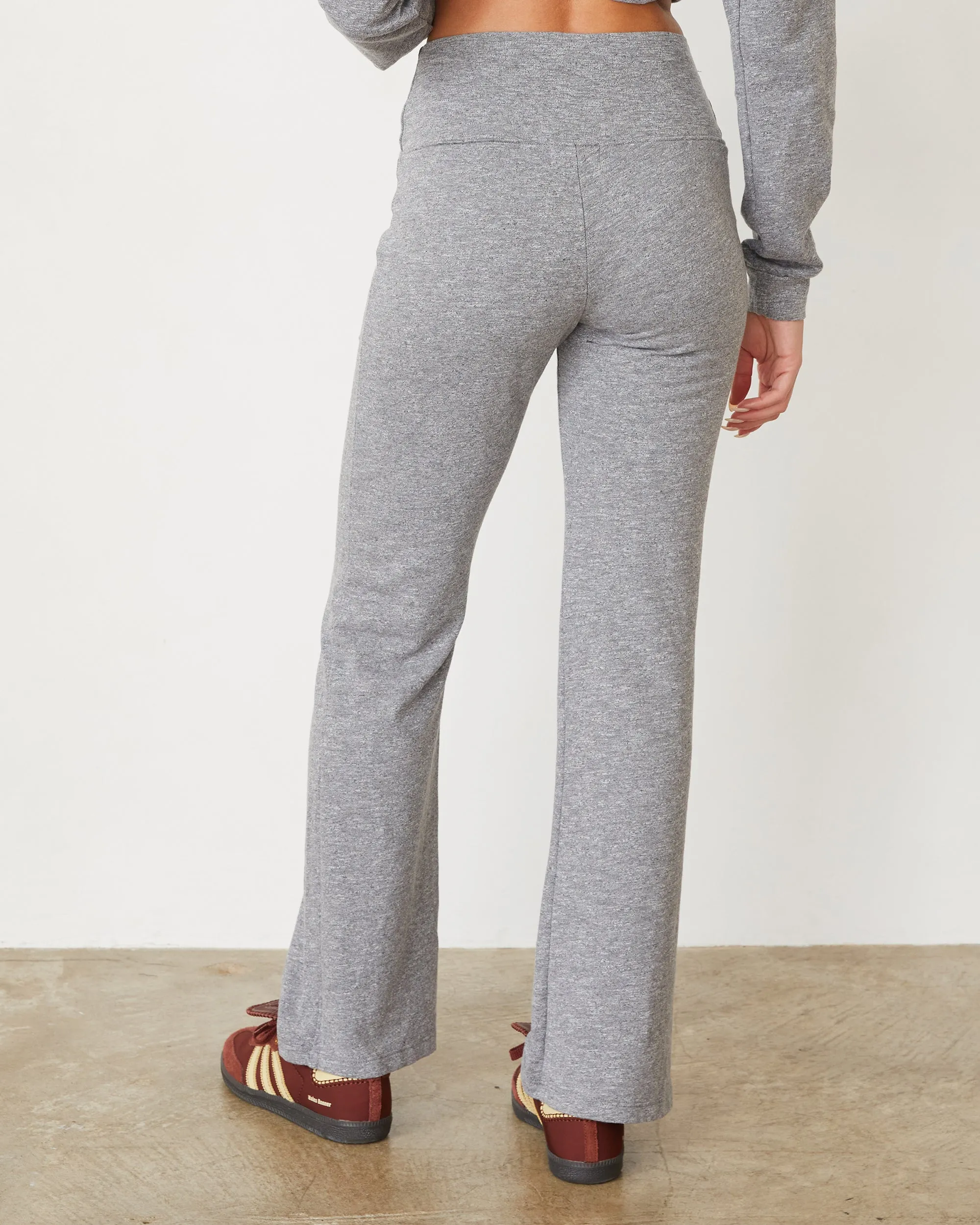 Stretch Layer Fit Soft Support Original Fleece Flare Pant