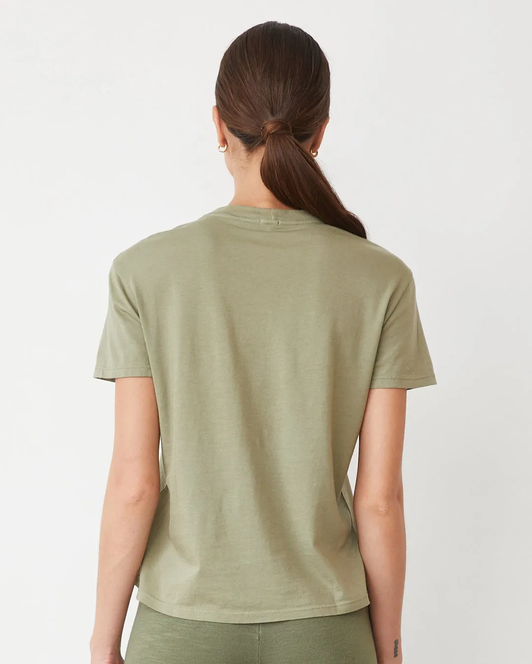DoubleLayered Collar Basic Crew Neck Tee