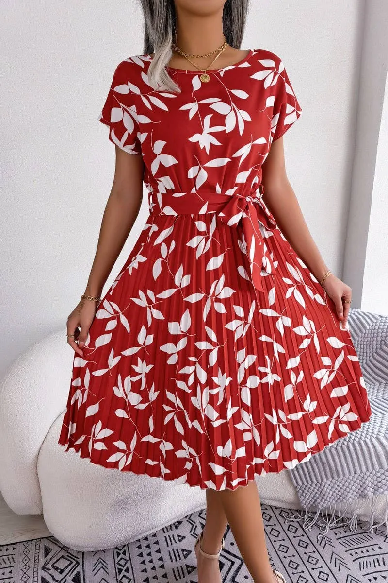 Work Favorite Subtle Fit CASUAL LEAF SHORT SLEEVE BIG SWING PLEATED DRESS_CWDSD2526