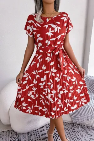 Work Favorite Subtle Fit CASUAL LEAF SHORT SLEEVE BIG SWING PLEATED DRESS_CWDSD2526