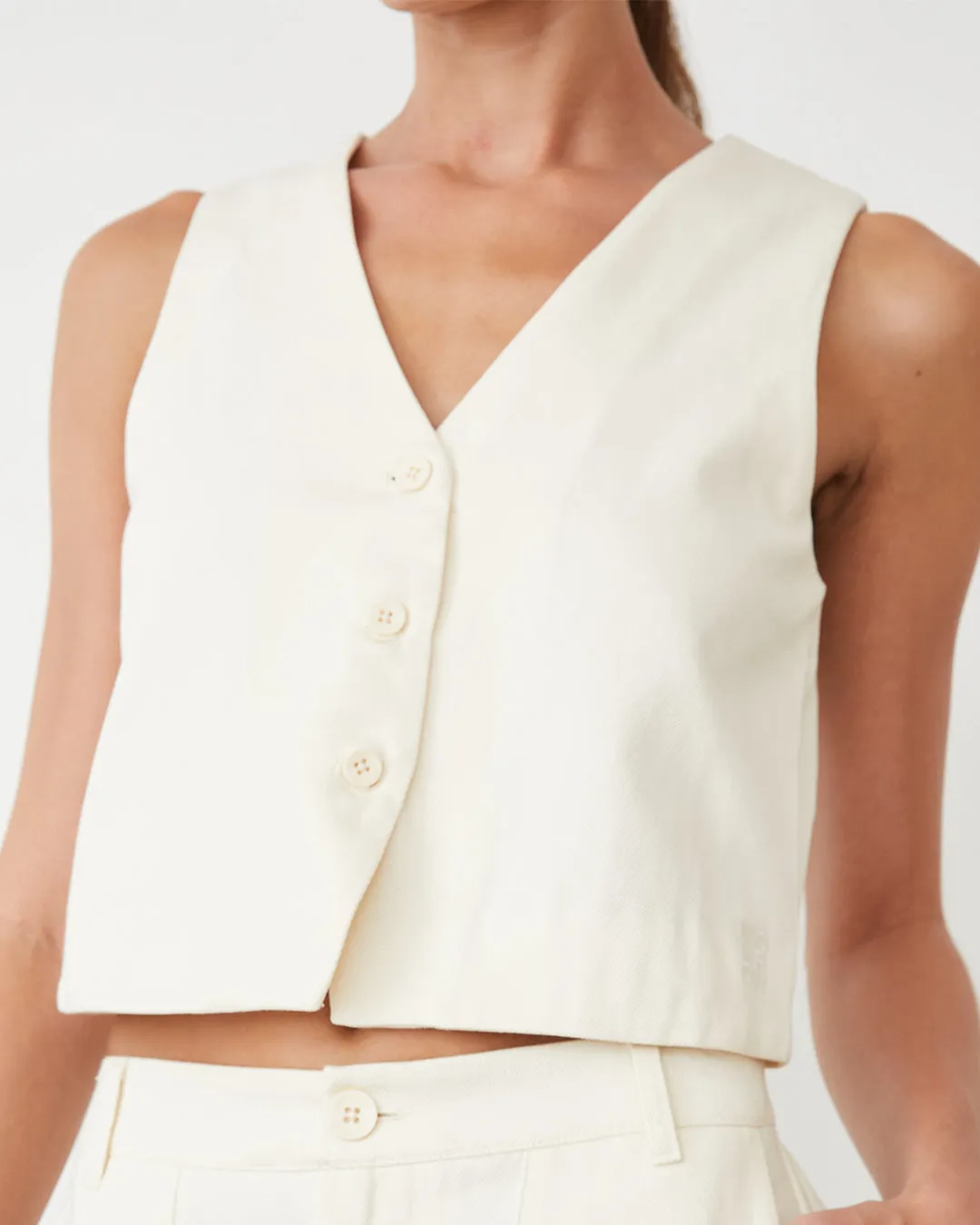 Soft Twill Relaxed Vest Sporty Design Soft Brushed Finish