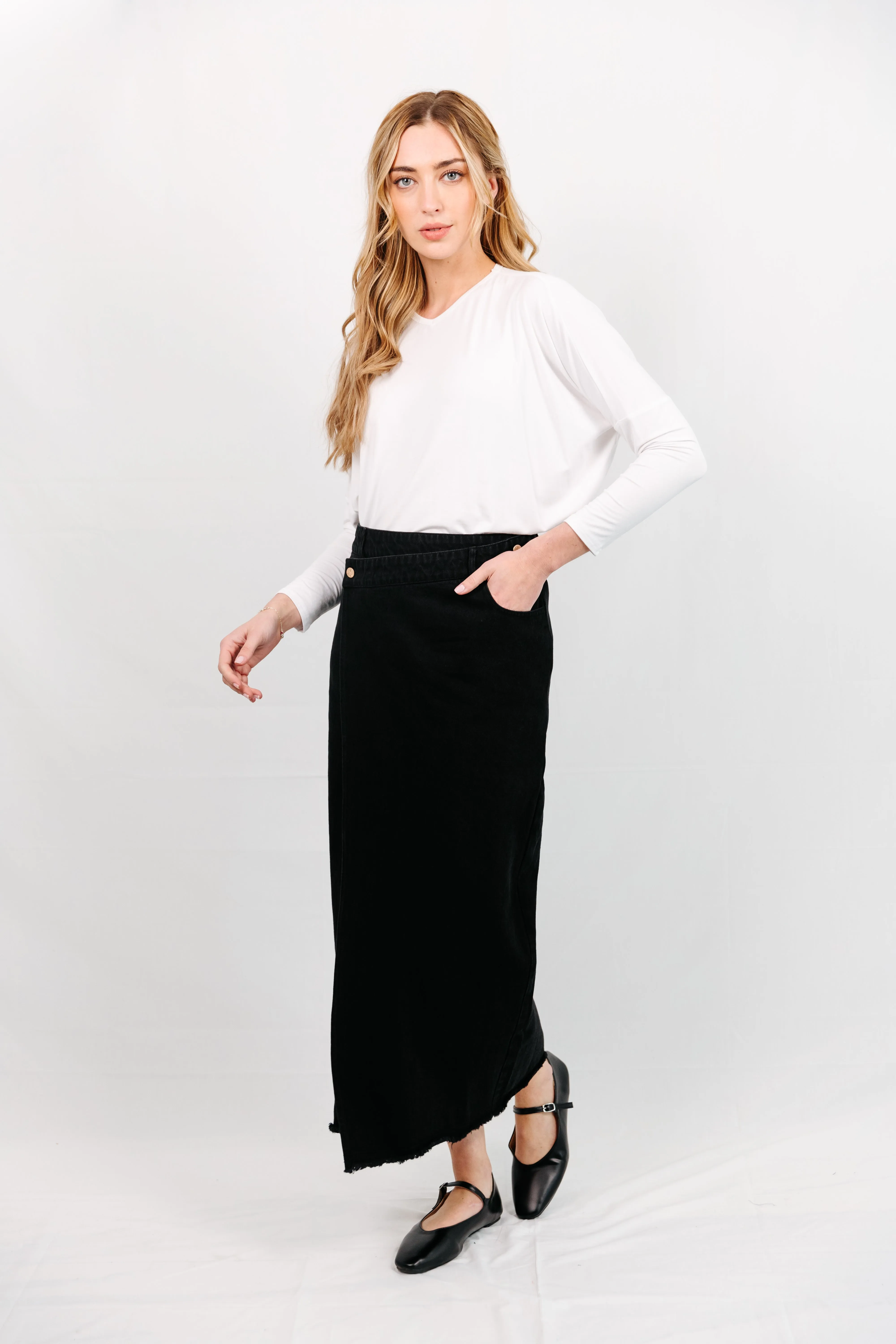 Drawstring closure Shayne Maxi Black Denim Skirt