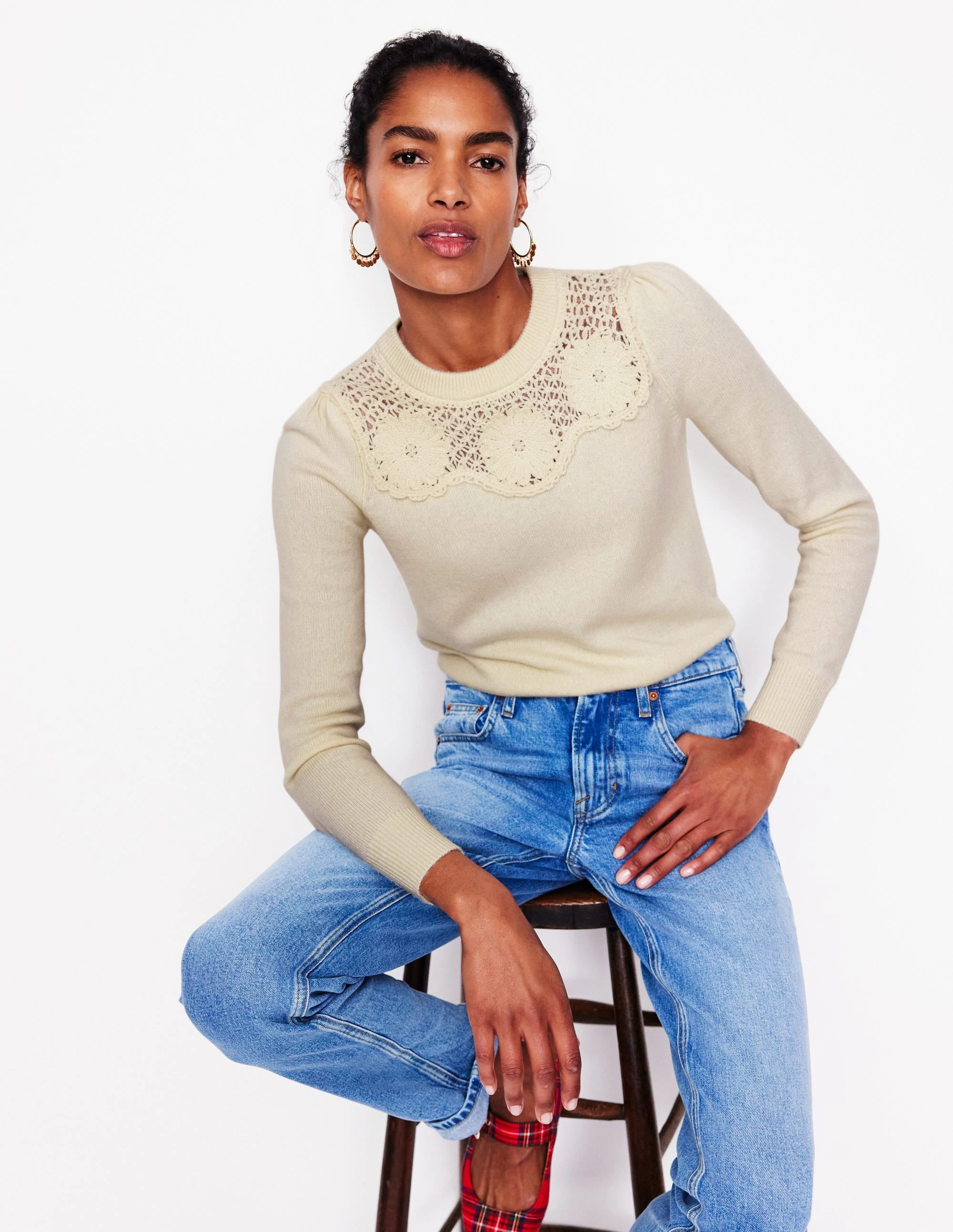 FadeResistant Flower Motif Jumper-Warm Ivory Melange