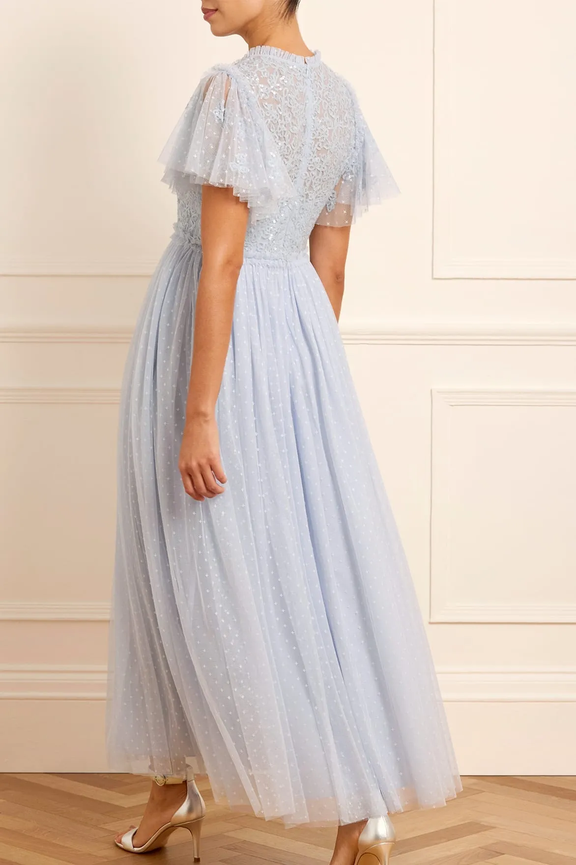 Light Volume Floral Lace Bodice V-Neck Ankle Gown