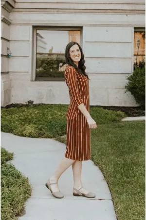 Invisible-Zip Dance Night Jadyn Dress Gold Stripe