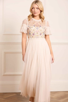 Flowerbed Embroidery Bodice Round Neck Ankle Gown Elegant Everyday Simple Texture