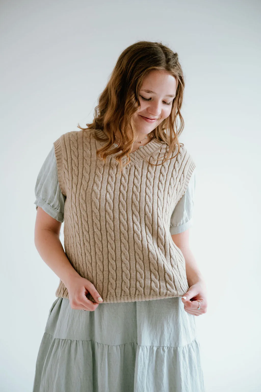 Non Restrictive Armhole Cut CroppedLength Fraya Top