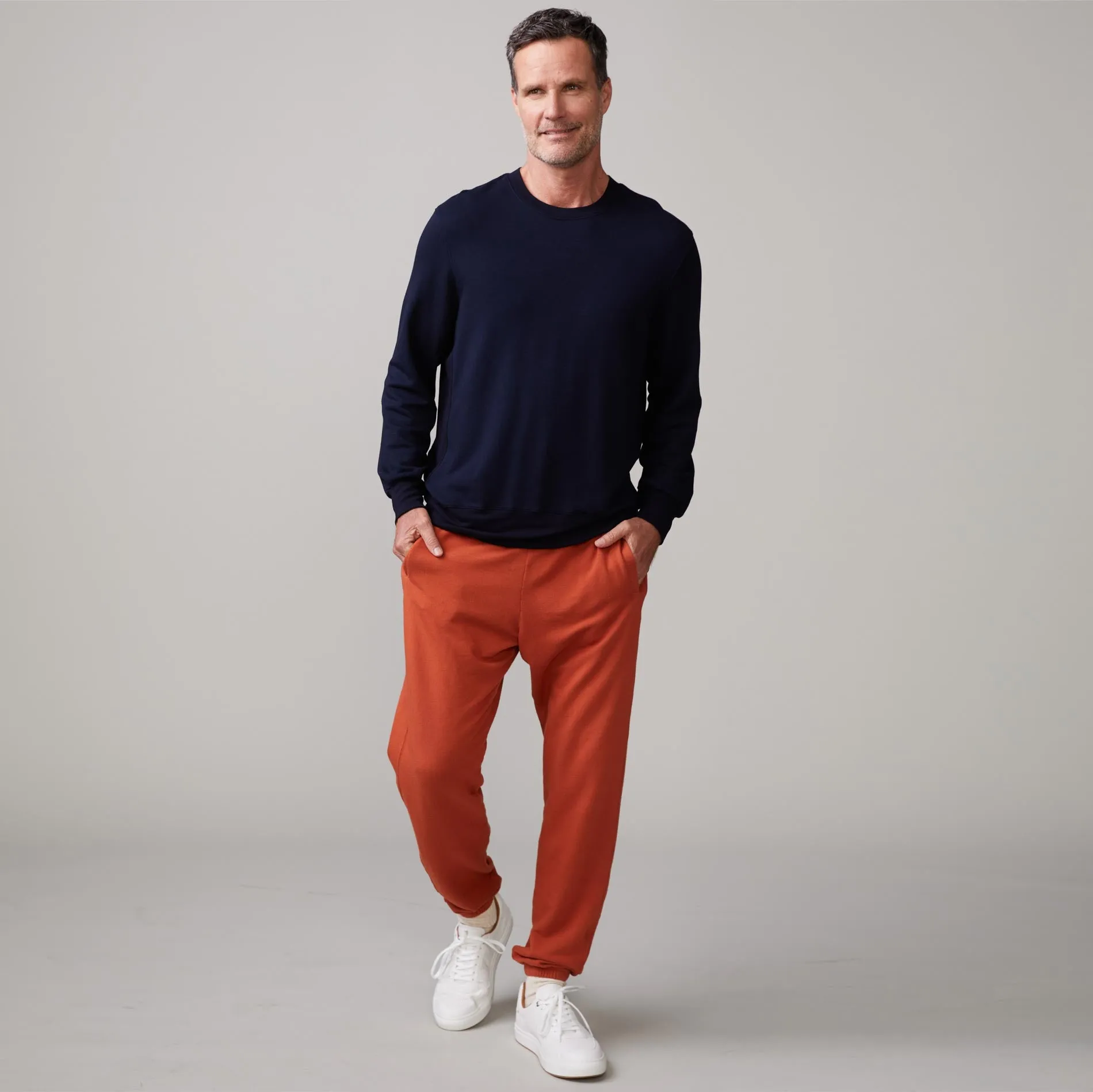 Lounge Sweatshirt FrayResistant Fabric Multi Pocket Configuration