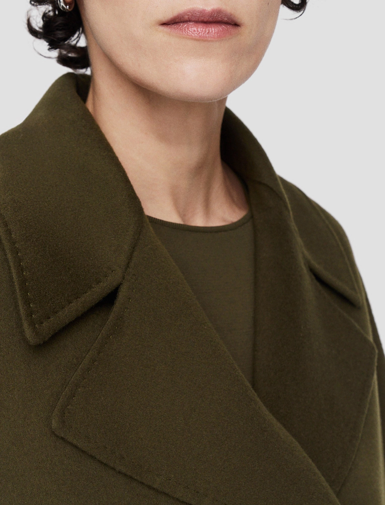 Gilkes Light Double Face Jacket Round-neck Discover