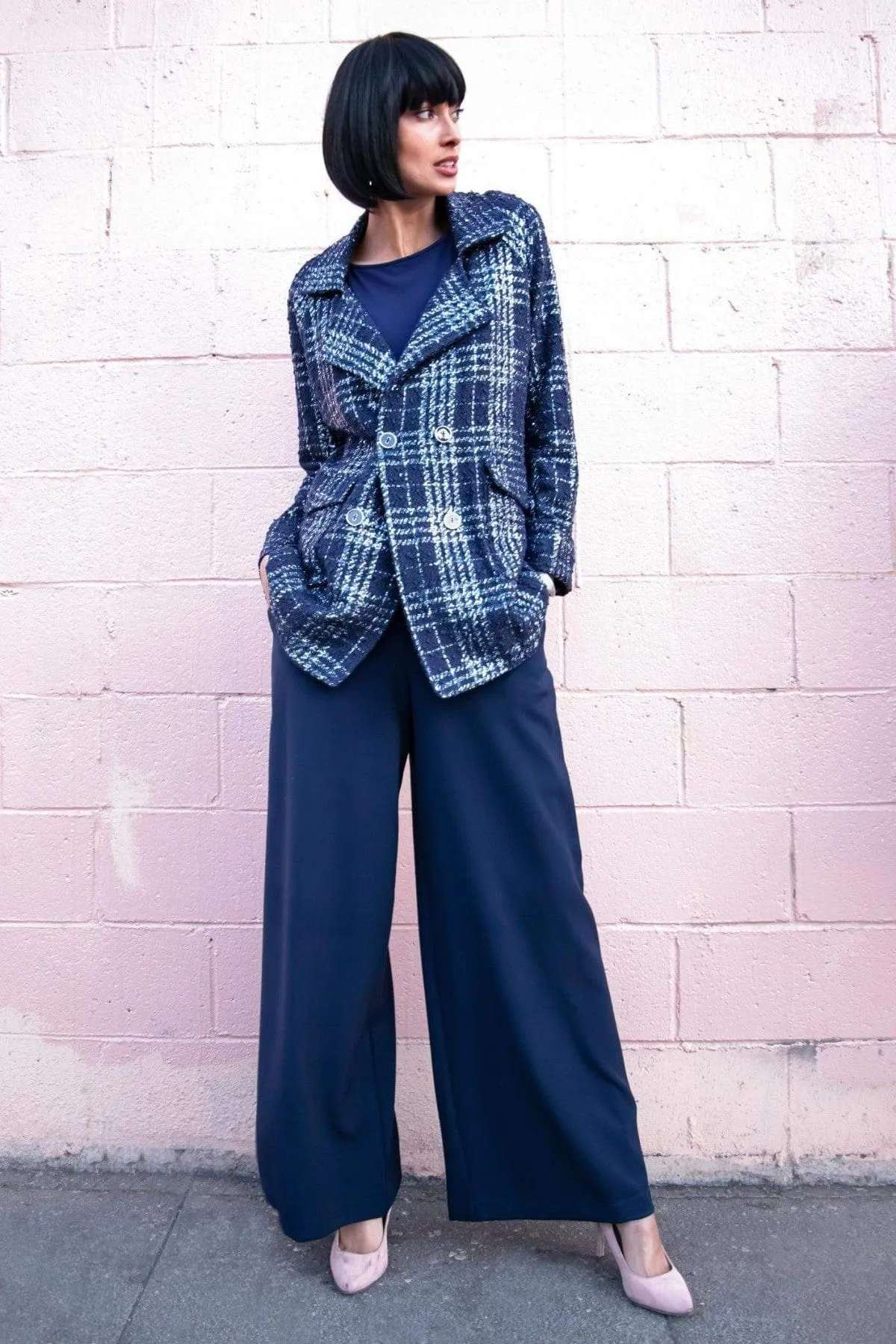 Hiking Trail Outfit Logan Coat - Midnight Paris