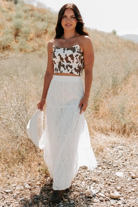 Versatile Comfort Wear Adventure Ready Golden Haze Floral Lace Tiered Maxi Skirt (Off White)