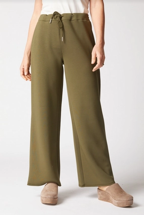 Habitat Passport Knit Travel Pant in Forest Green DurableStitching QuickRelease