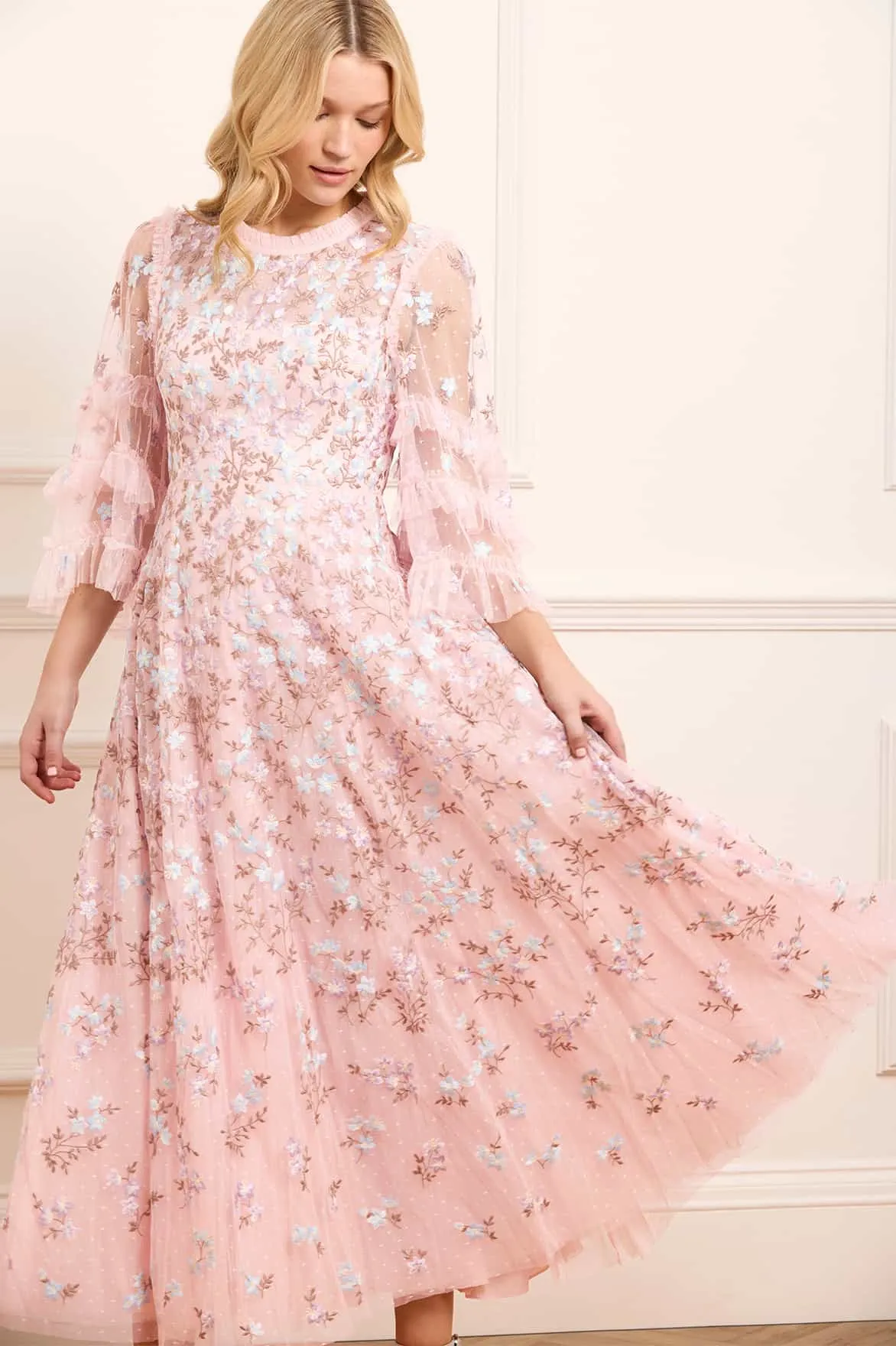 Everett Bloom Round Neck Ankle Gown All-season garment Mid layer