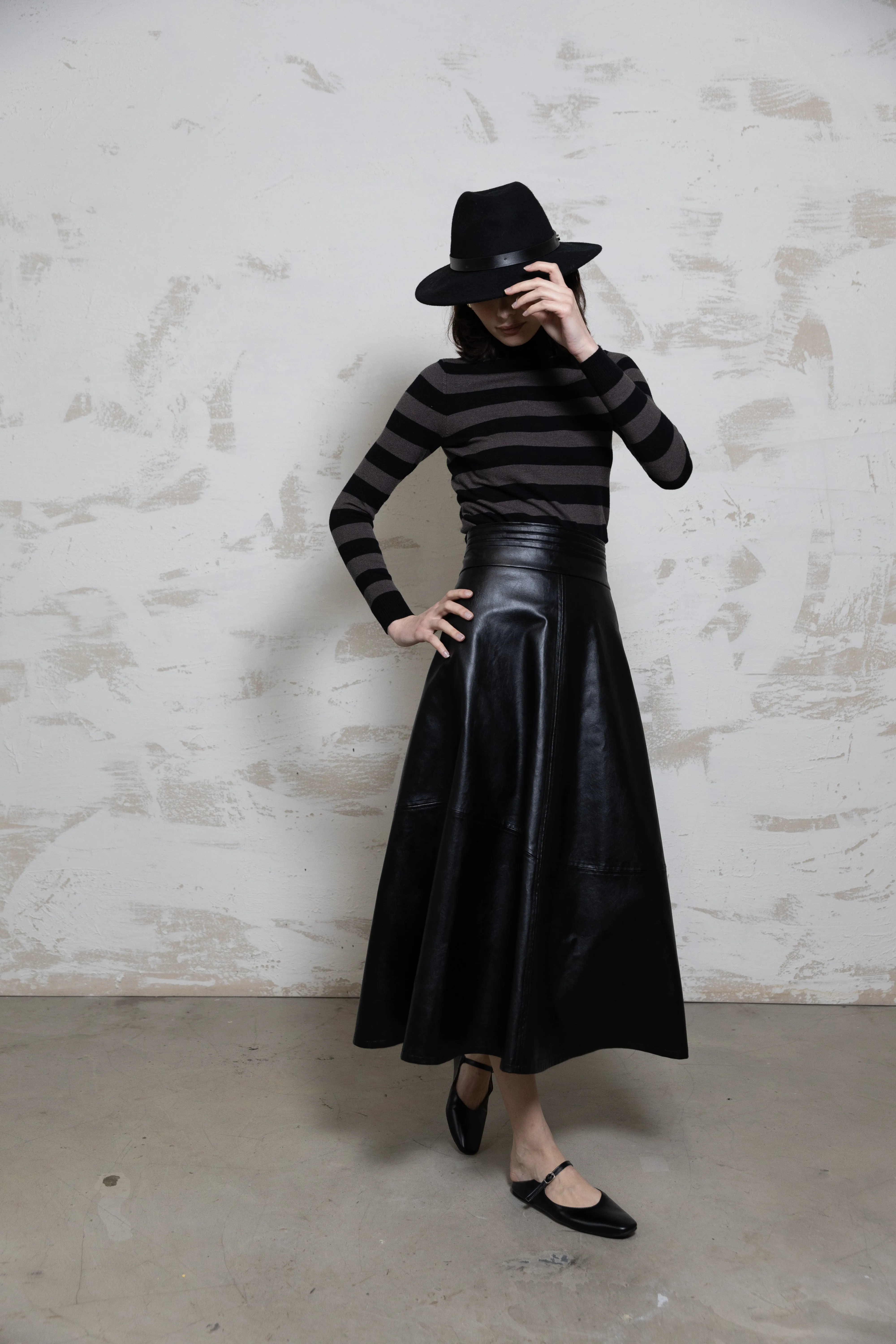 Harper Skirt - Black High Rise