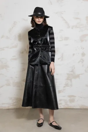 Water resistant coating Invisible Seams Harper Skirt - Black