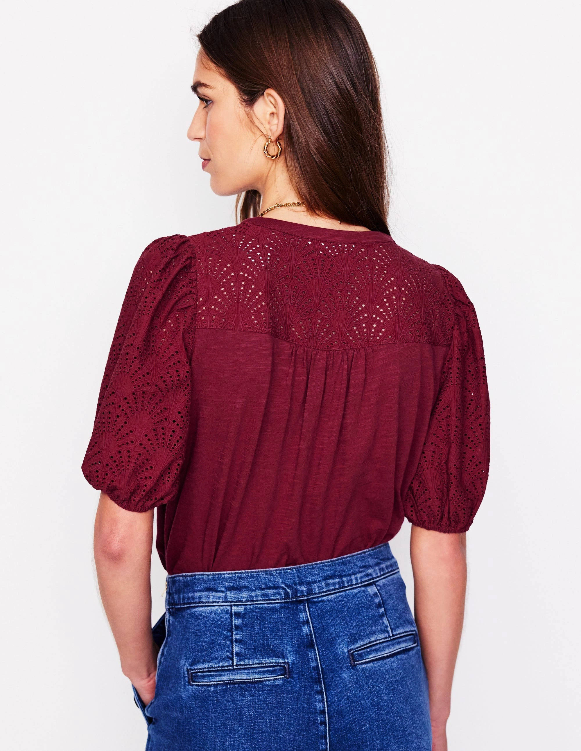 Dolly Broderie Top-Garnet Red Cozy Fit
