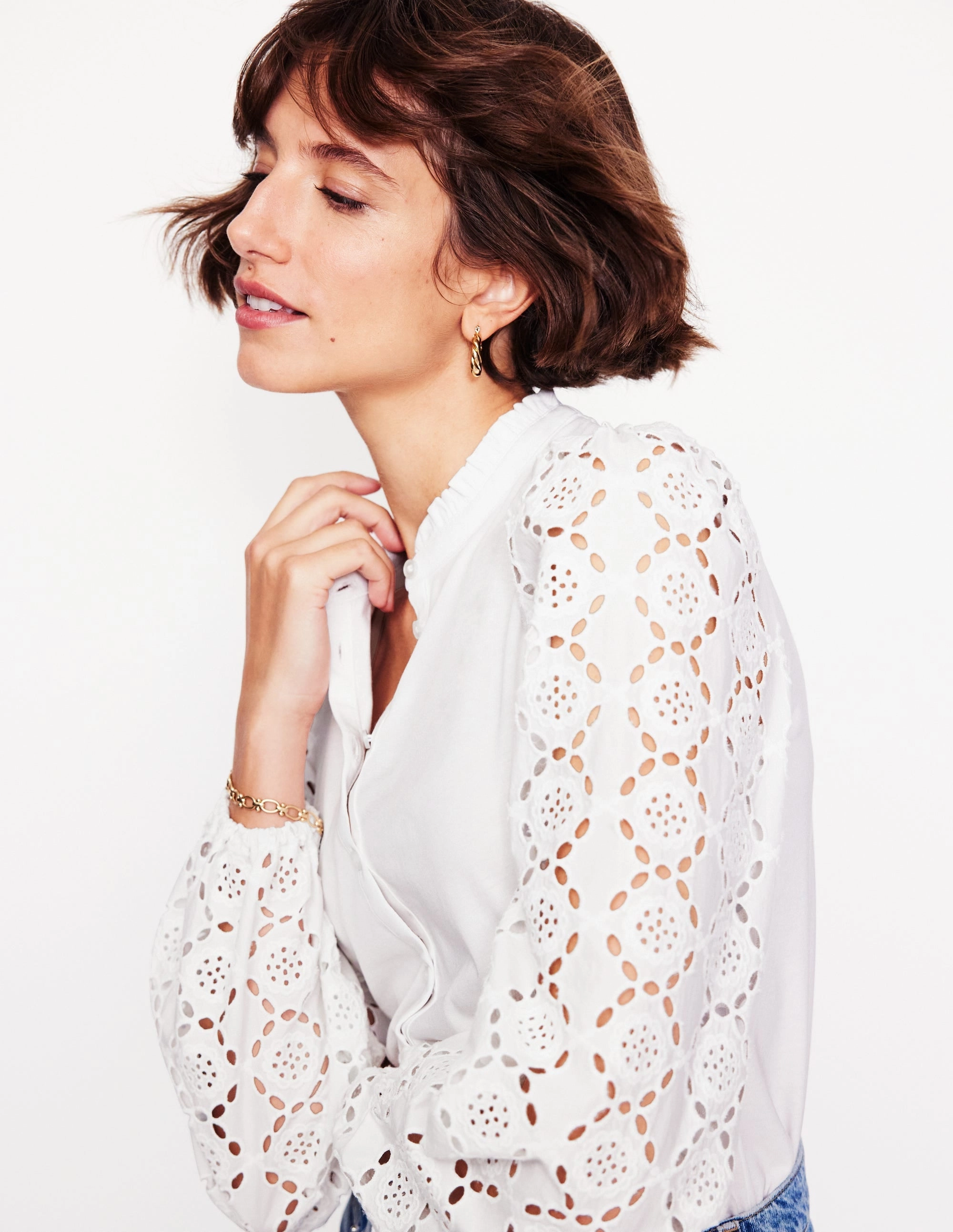 Casual Jacket Eden Broderie Blouse-White