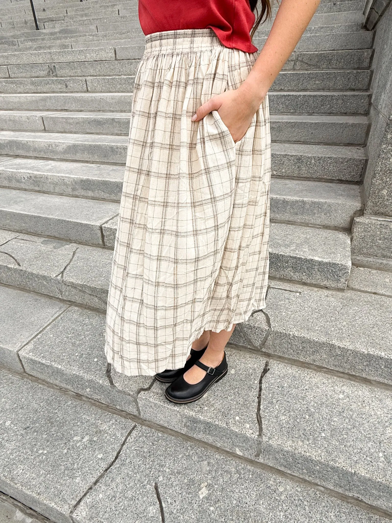 Holly Skirt Refined Sophistication Soft Focus