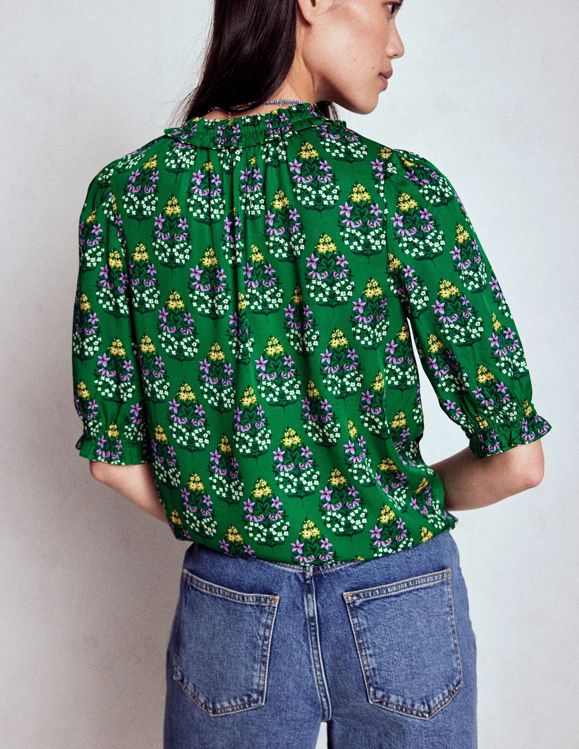 Ria Short Sleeve Top-Emerald, Wildflower Bouquet Bonded Hemline