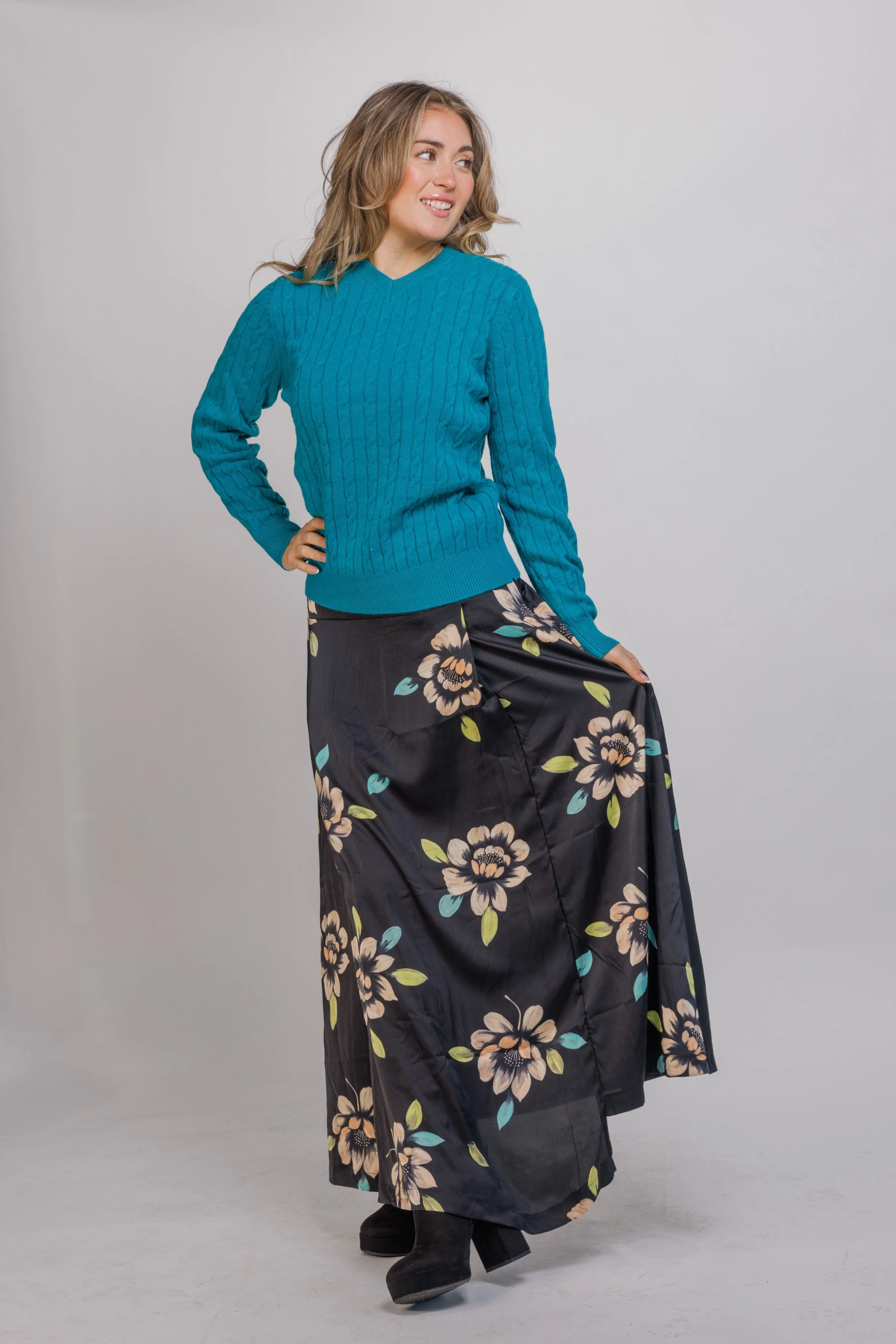 Ivee BLACK/MULTI large floral print maxi skirt 25683 Quick Dry Technology light texture