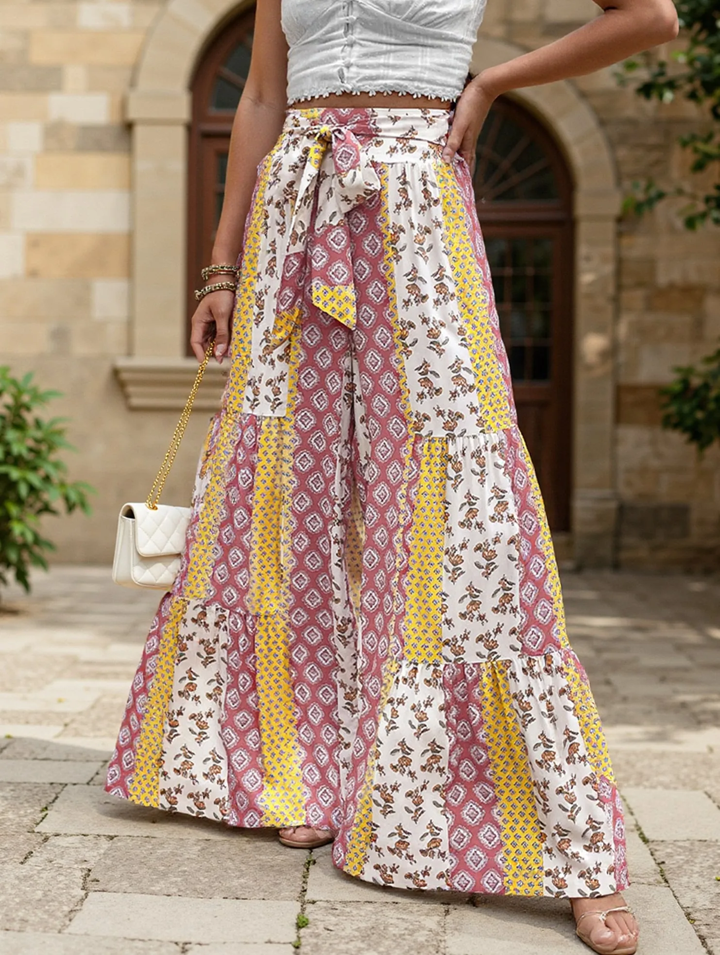 Stain Resistant ExtendedSizeRange Lace-up geometric floral-print wide-leg pants