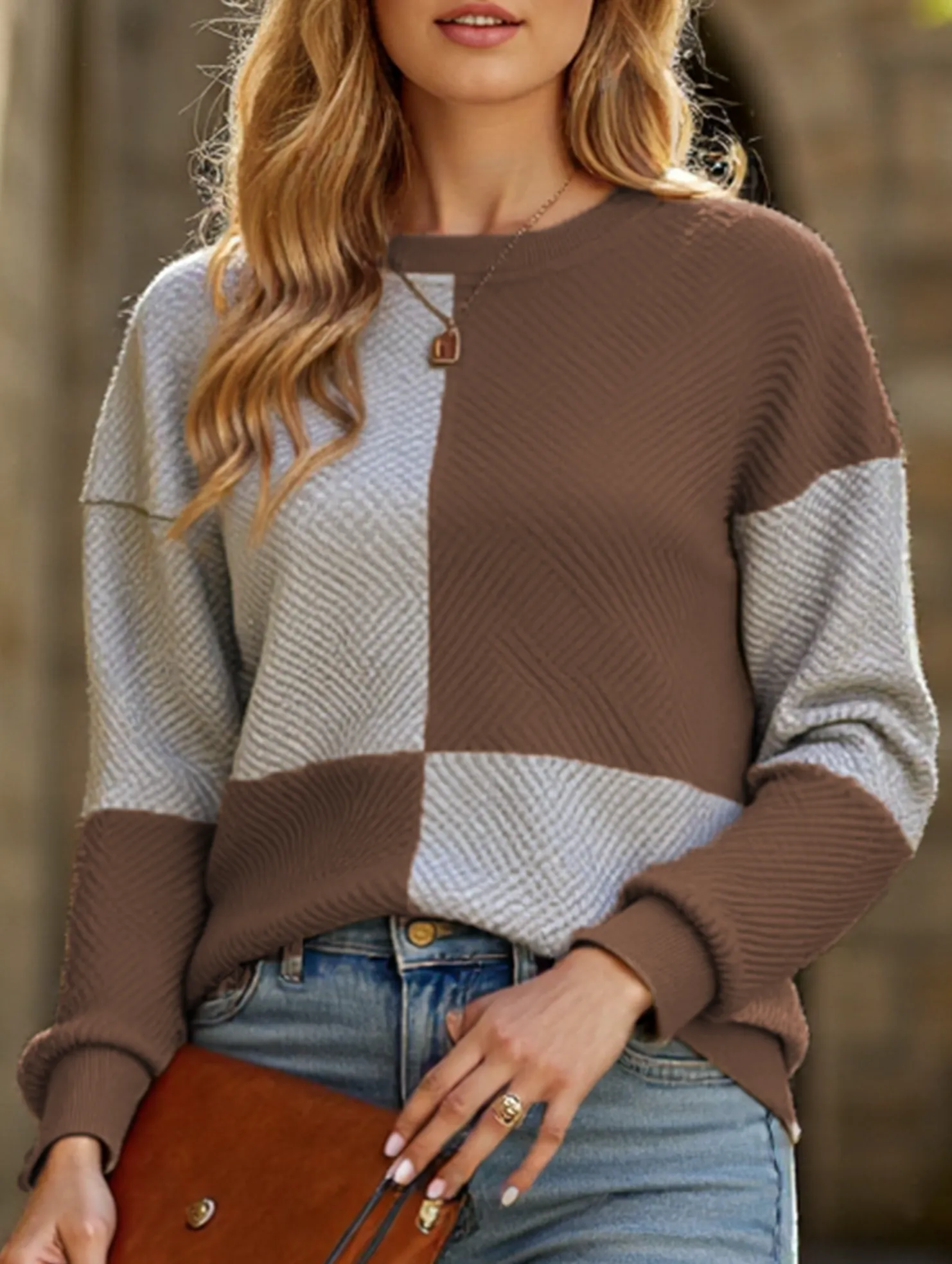Women's round neck textured hoodie Airflow Mesh Insert