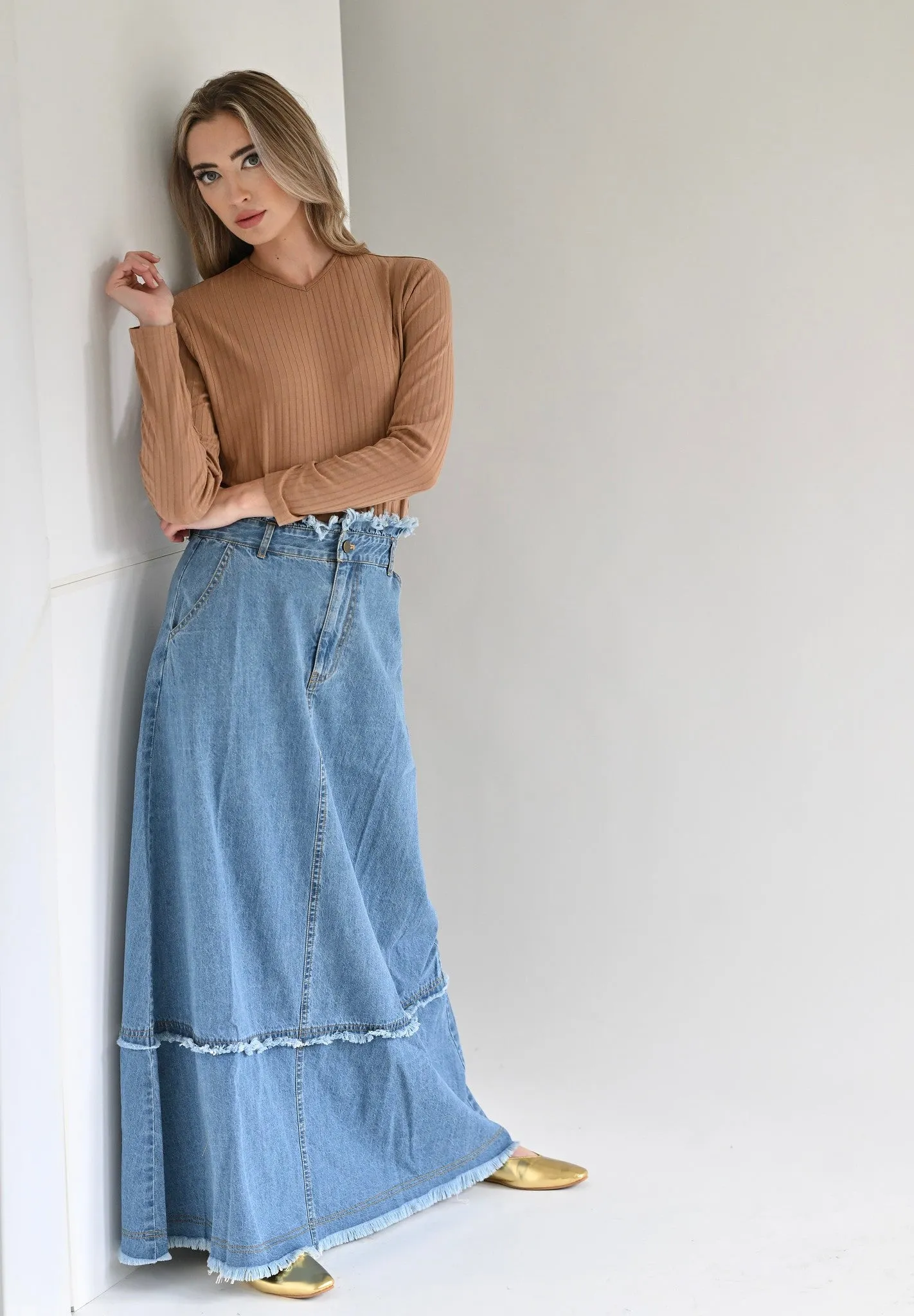 Lee Denim Skirt Back Slit
