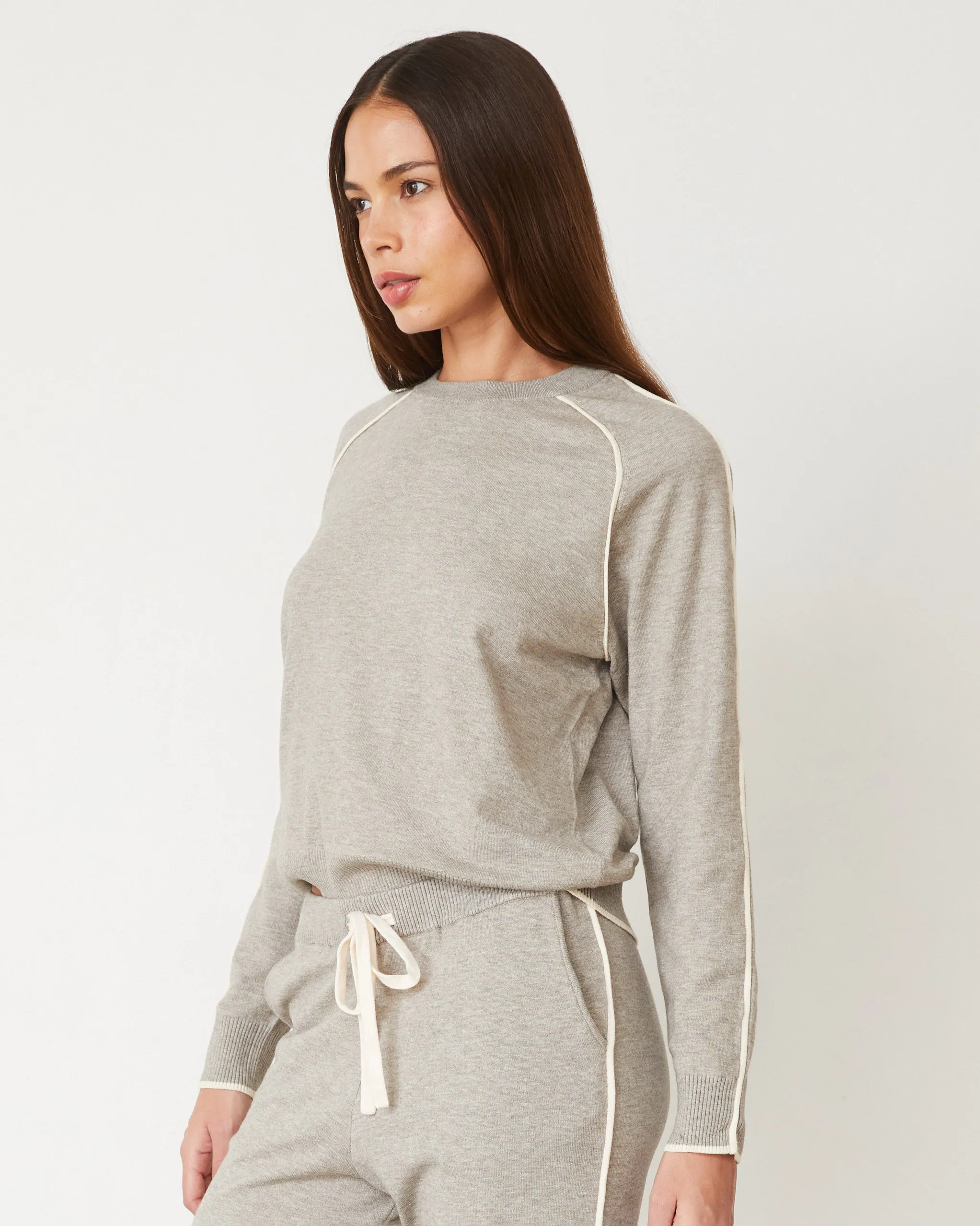 Hot Weather Lightknit Sweater With Contrast Piping