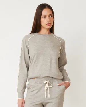 Lightknit Sweater With Contrast Piping UniversalFit