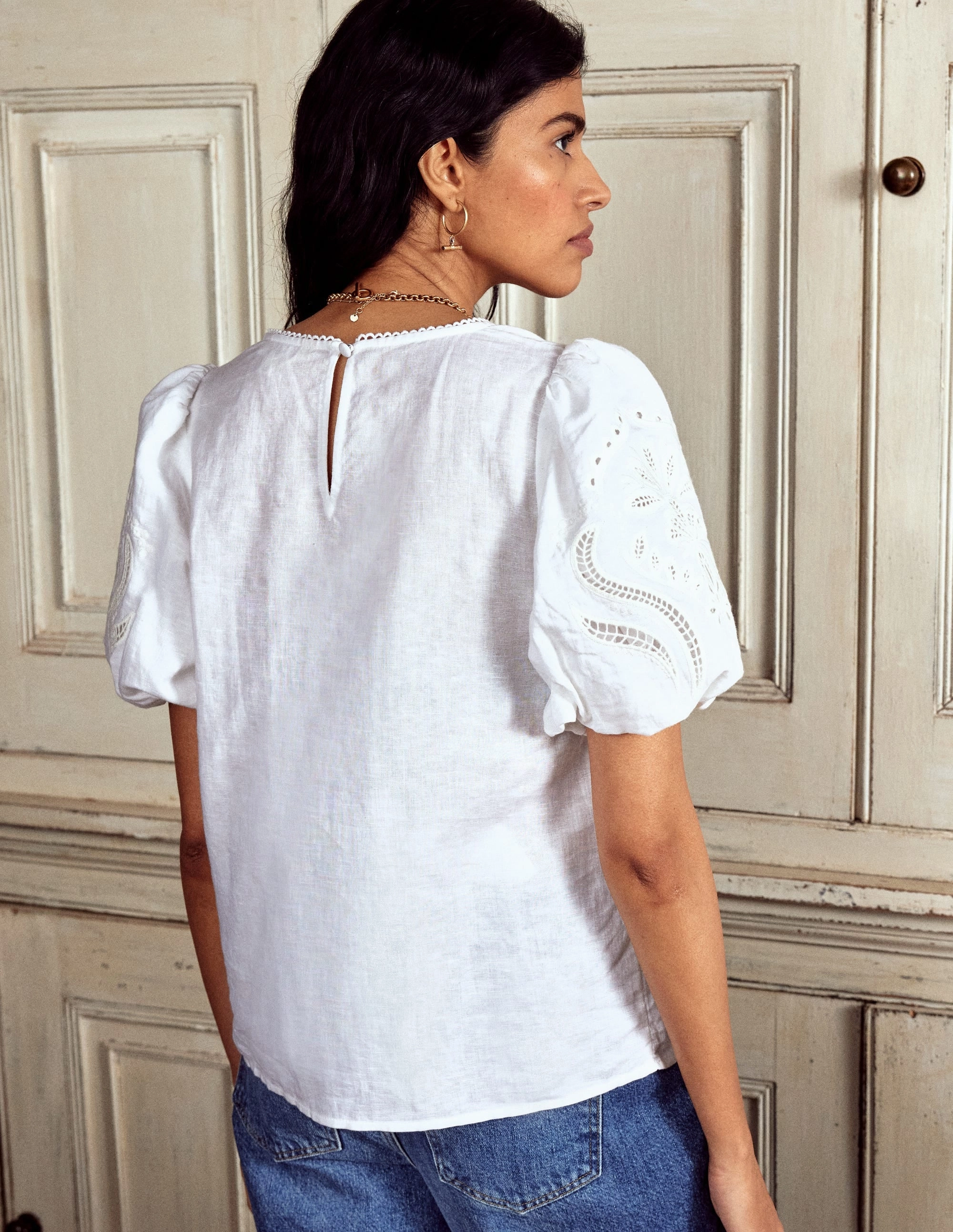 HighElasticity Linen Cutwork Top-White