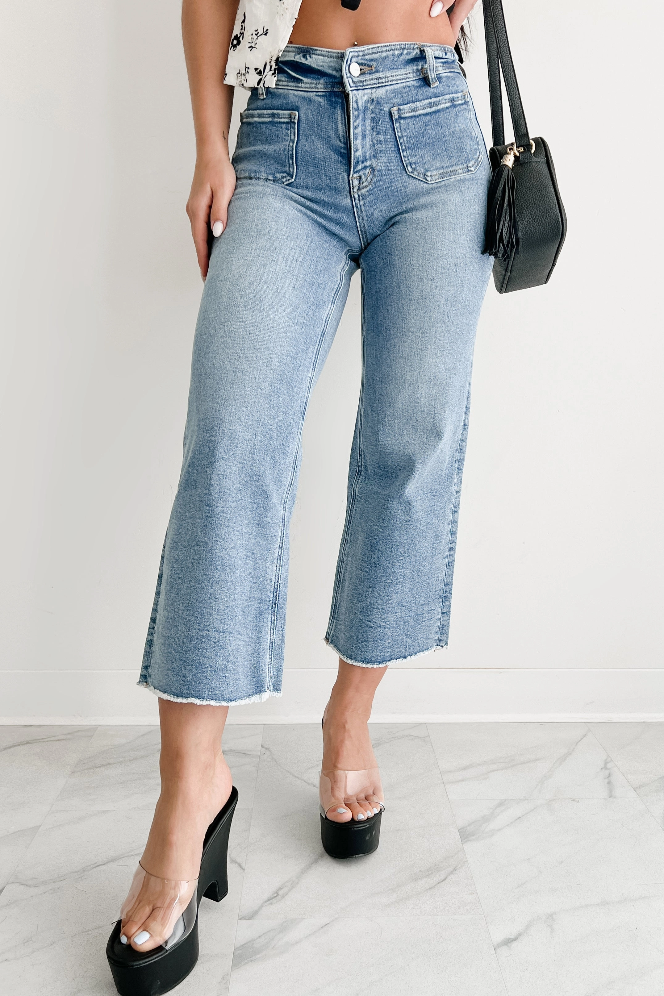 Louisa Wide Cropped Mica Denim Jeans (Light Wash) Light Waist Active Utility