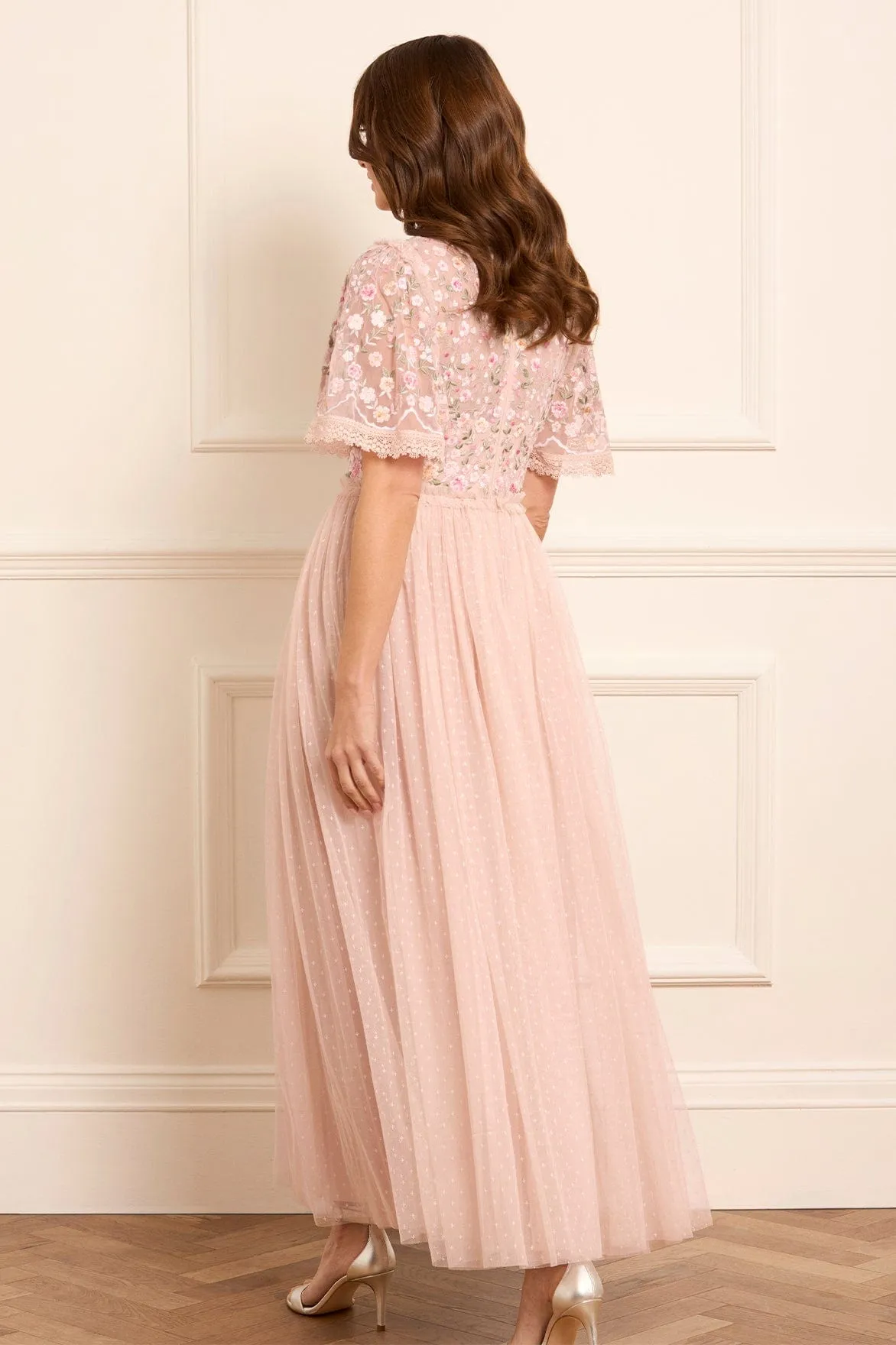 Padded-Bust Calm Fit Rosie Lace Bodice Short Sleeve V-Neck Ankle Gown