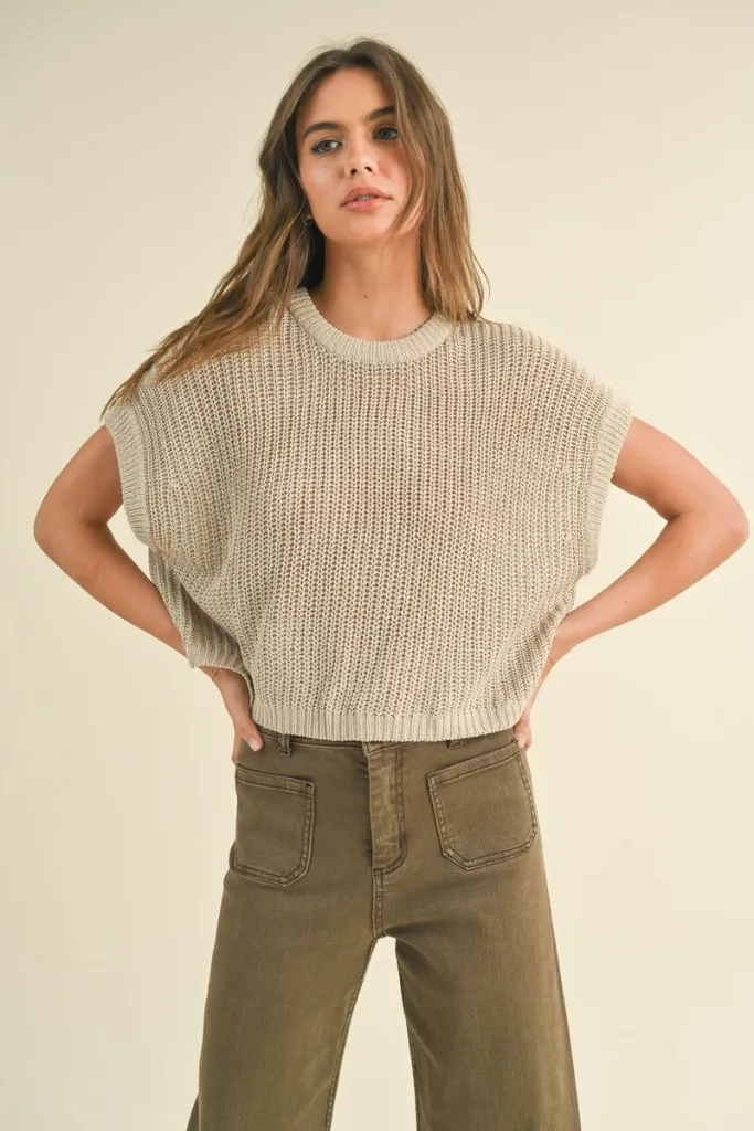 DropShoulder Flexible Hemline Maggie Cap Sleeve Sweater in Stone