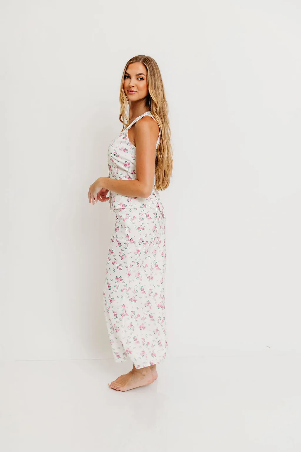 Sports use Melrose Floral Button-Up Top and Maxi Skirt Set in Off White *Final-Sale*