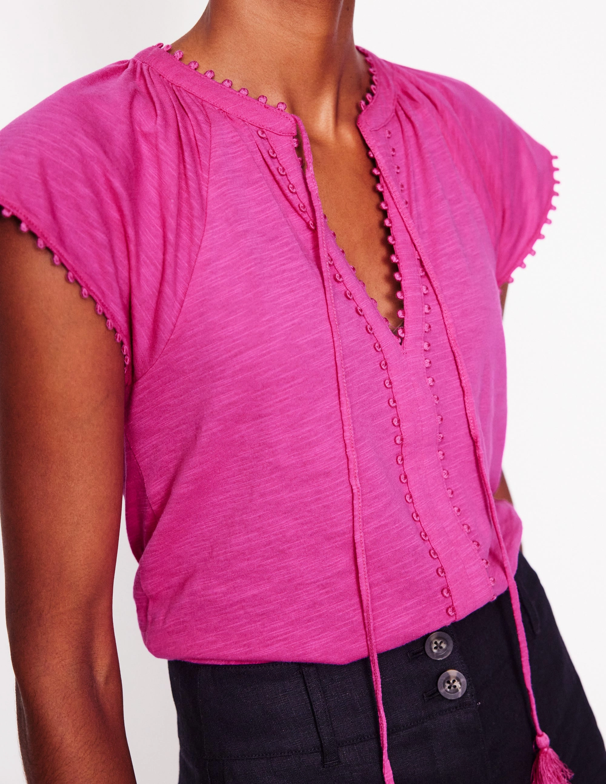 Millie Trim Detail Top-Rose Violet Anti Static Weave Technology StretchFit