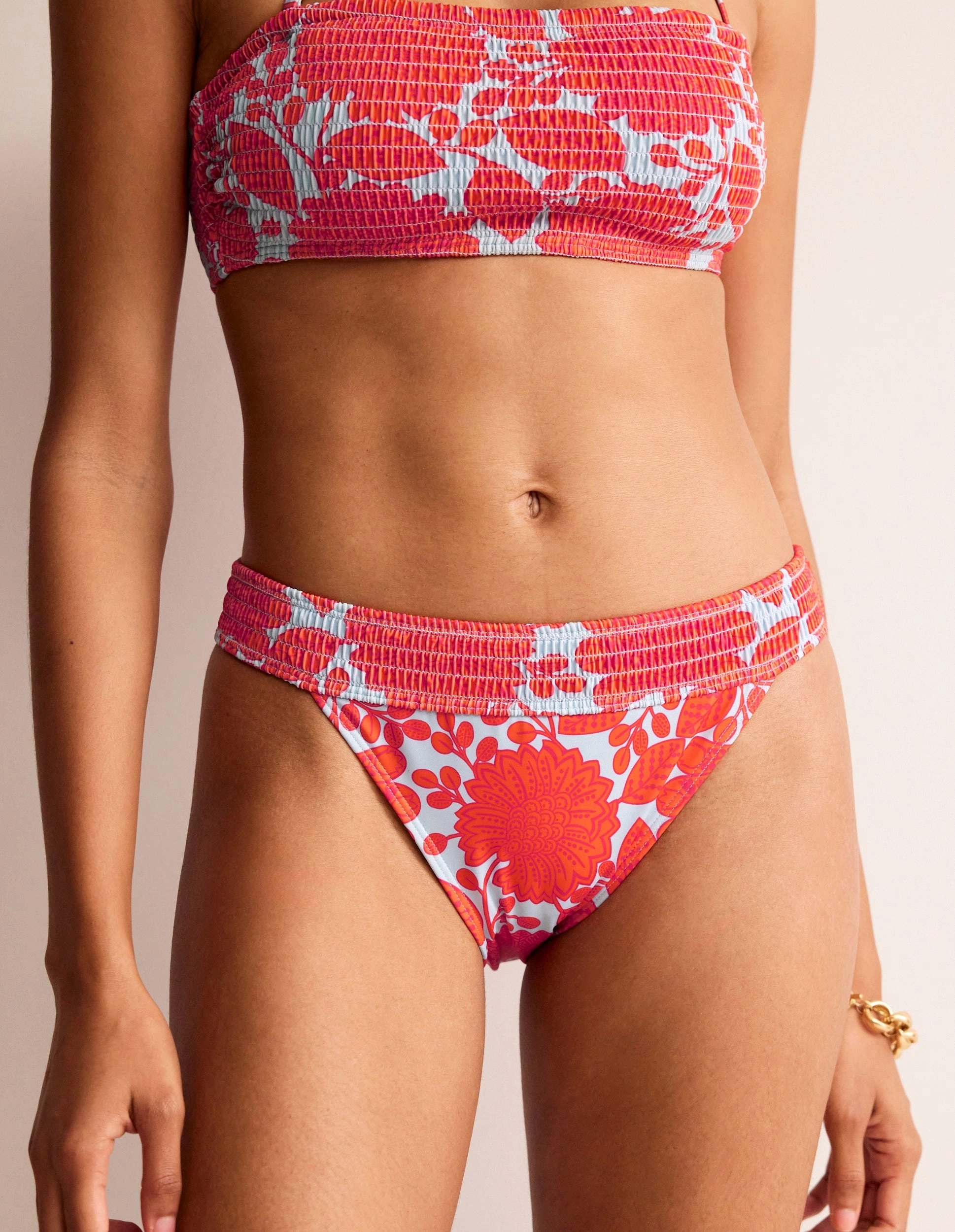 Slim Silhouette Summer-essentials Milos Smocked Bikini Bottoms-Fire Cracker, Gardenia Swirl